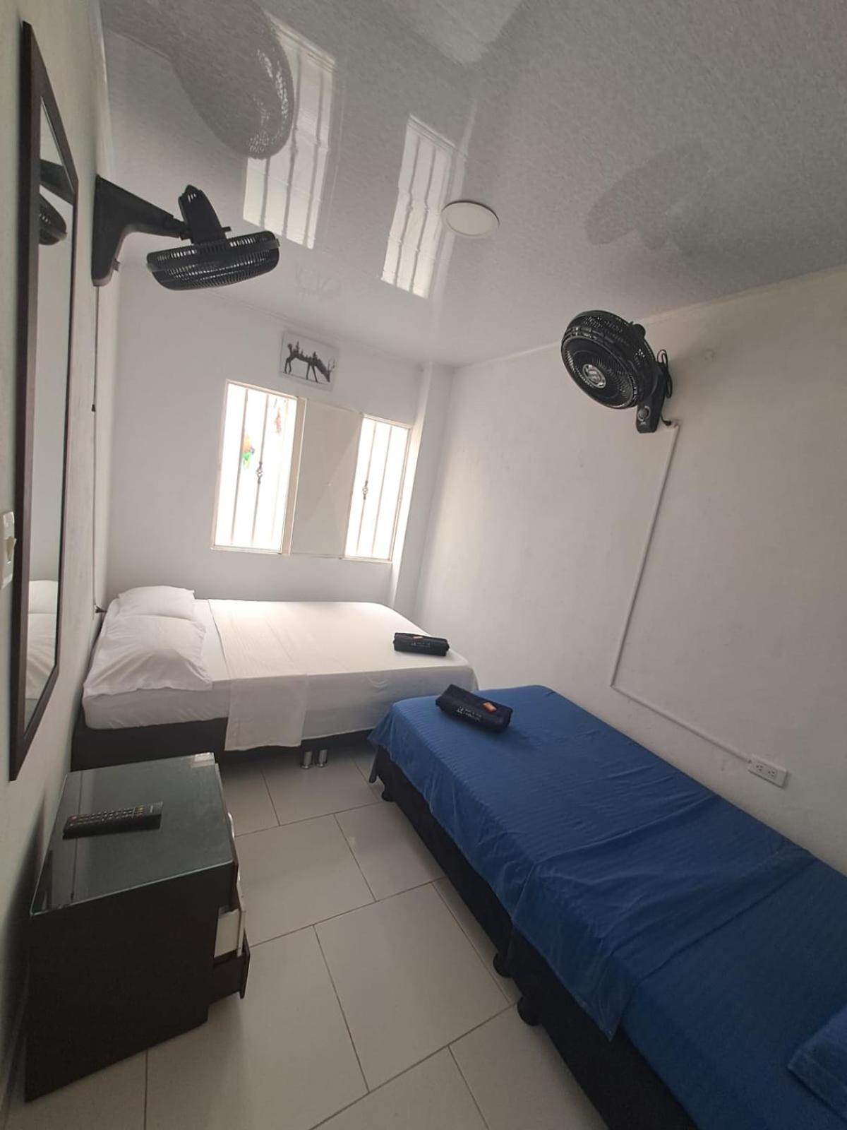 Economy Triple Room photo 1