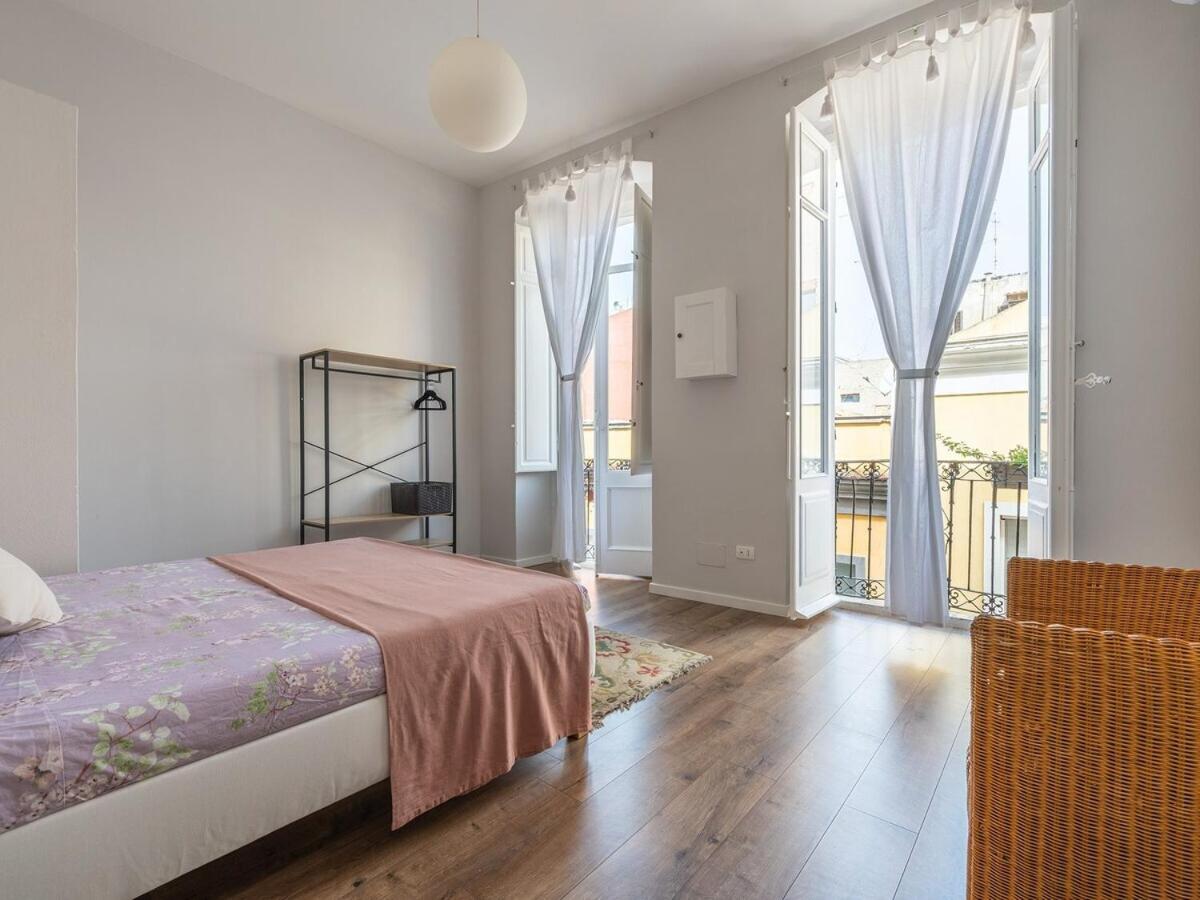 Two-Bedroom Apartment with City View photo 1