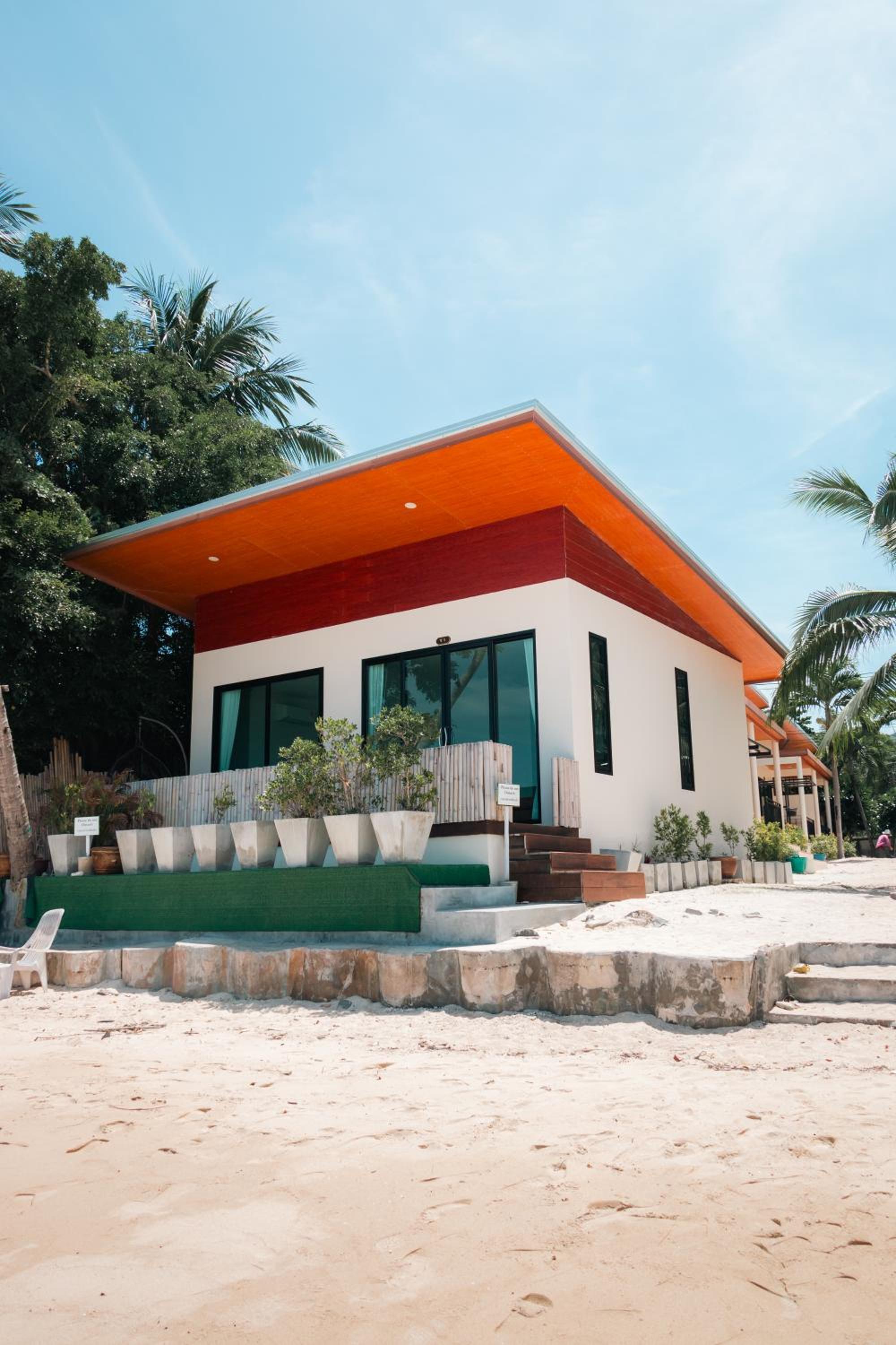 Villa - Beach Front photo 2