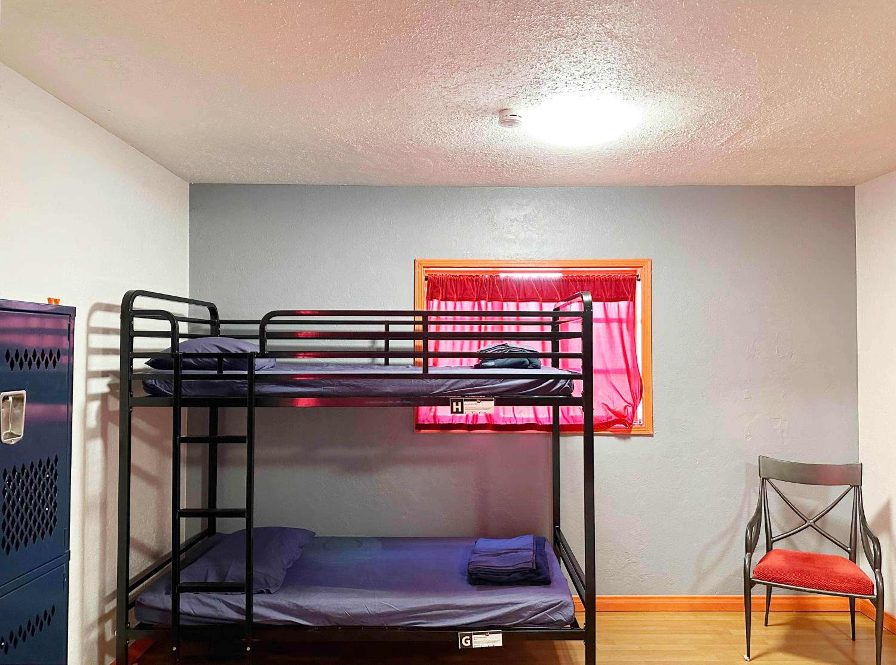 Bed in 8-Bed Mixed Dormitory Room