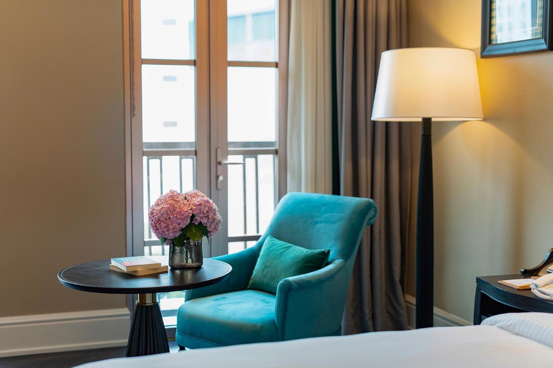 Deluxe King Room - Photo 5