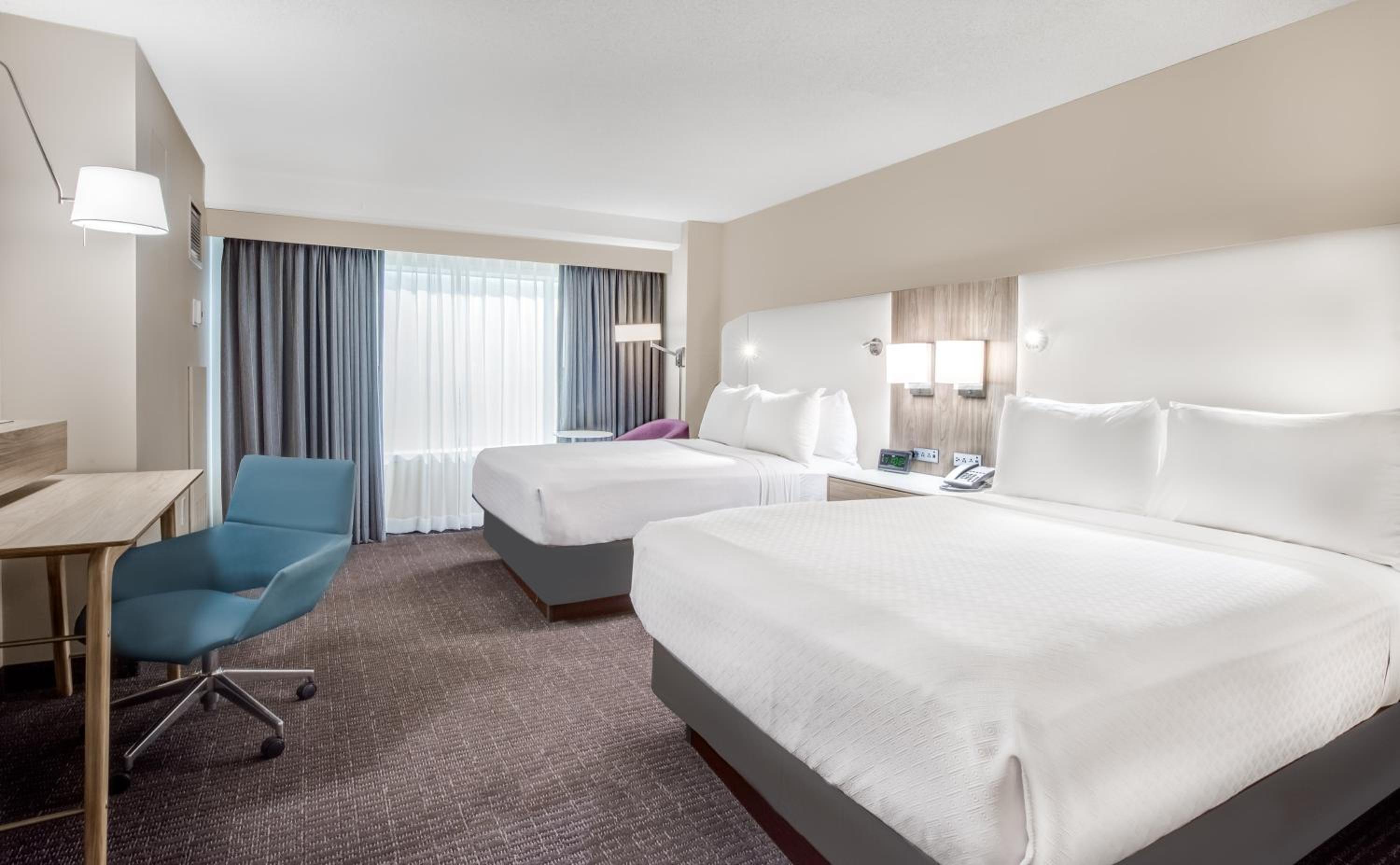 Standard Double Room with Two Double Beds - Photo 4