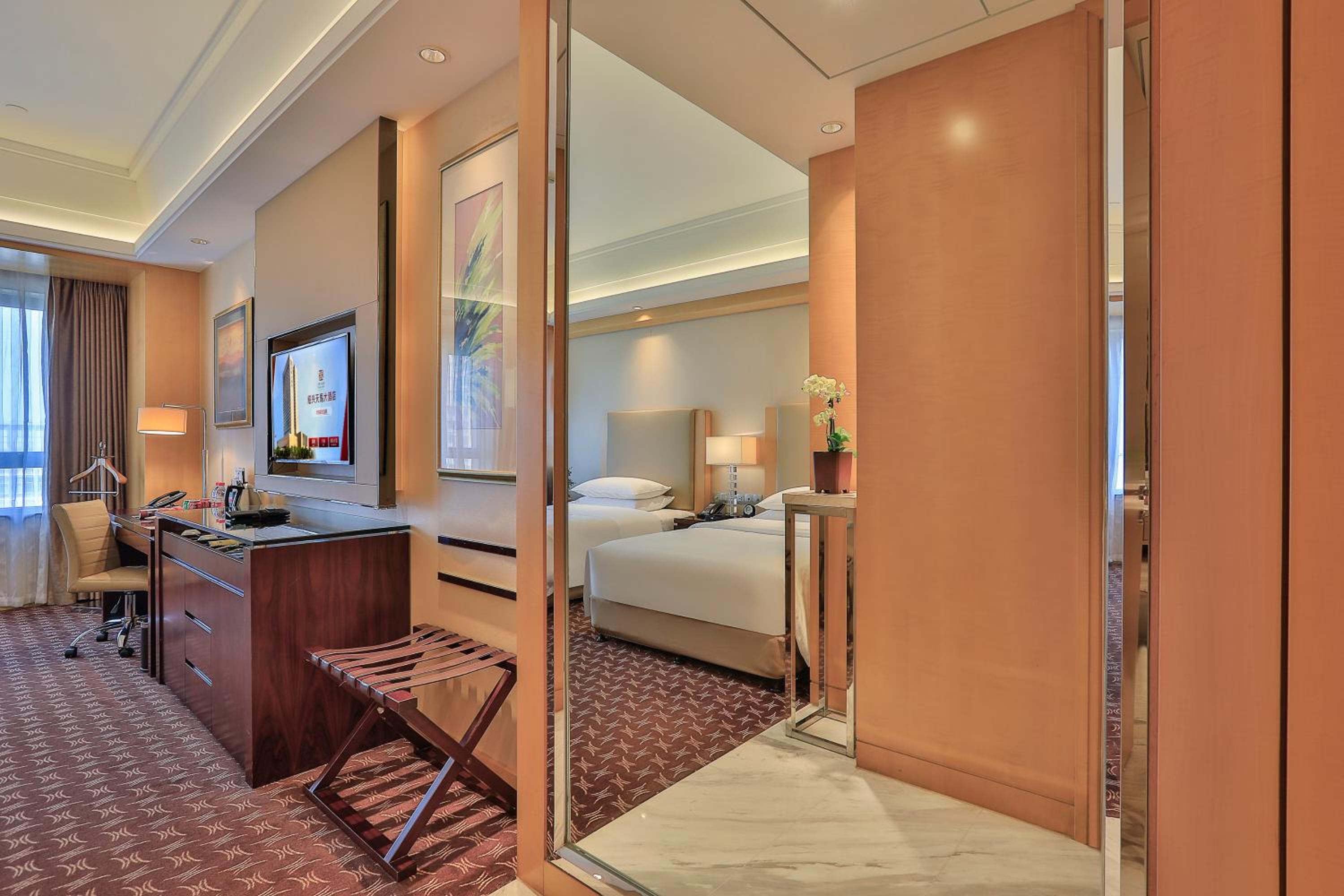 Superior Twin Room photo 2