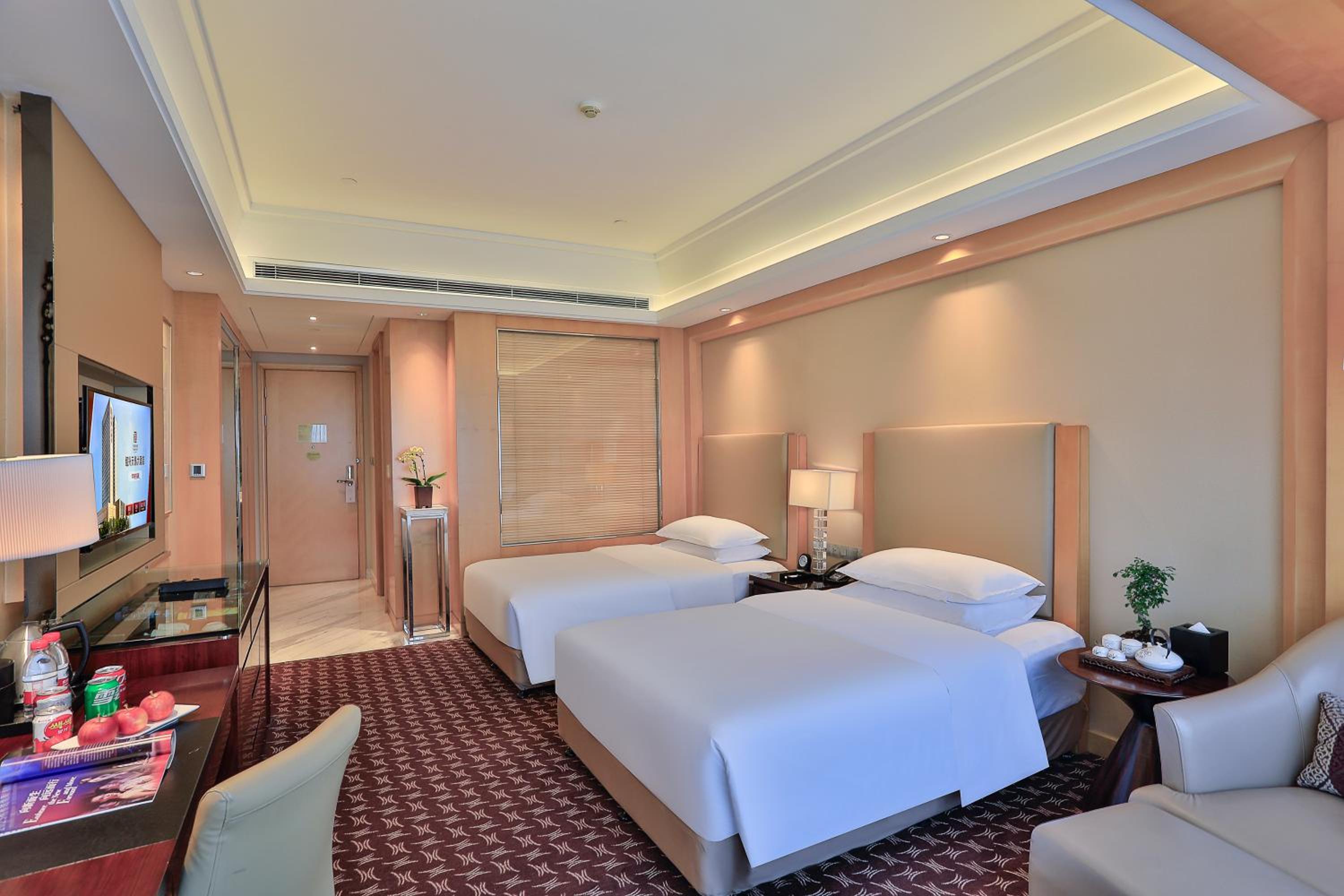Deluxe Twin Room photo 2
