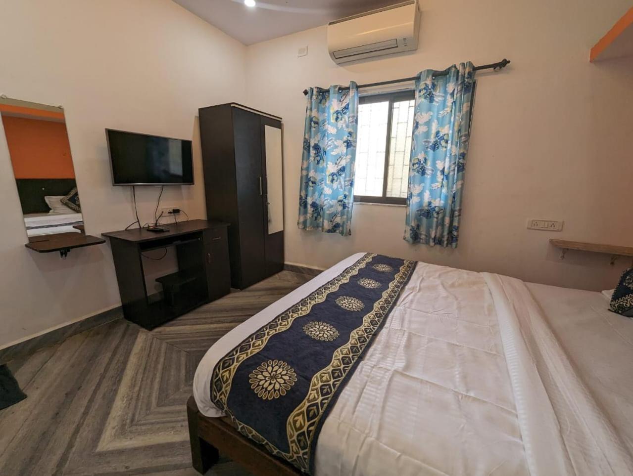 Double Room With Balcony photo 1
