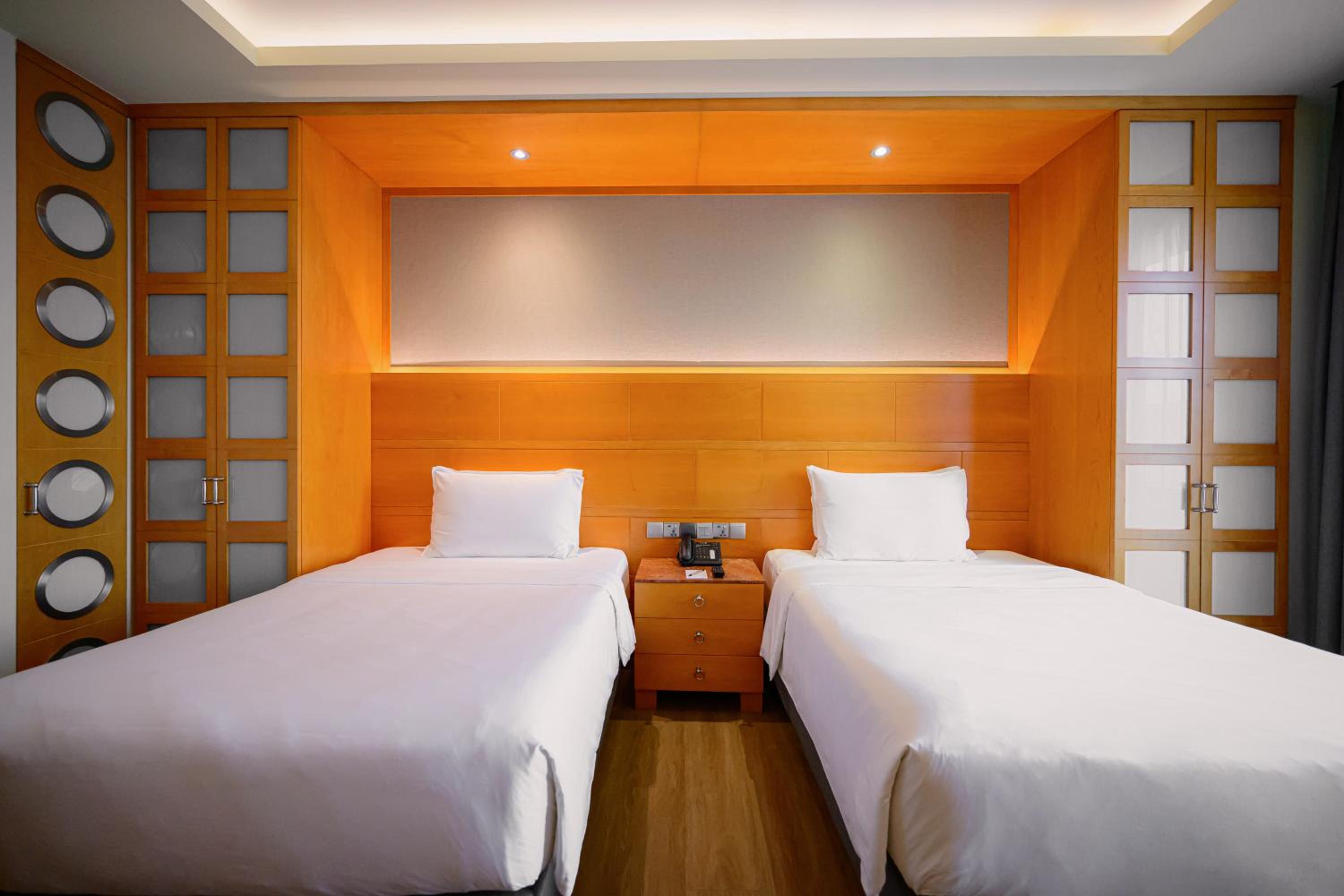 Deluxe Double or Twin Room