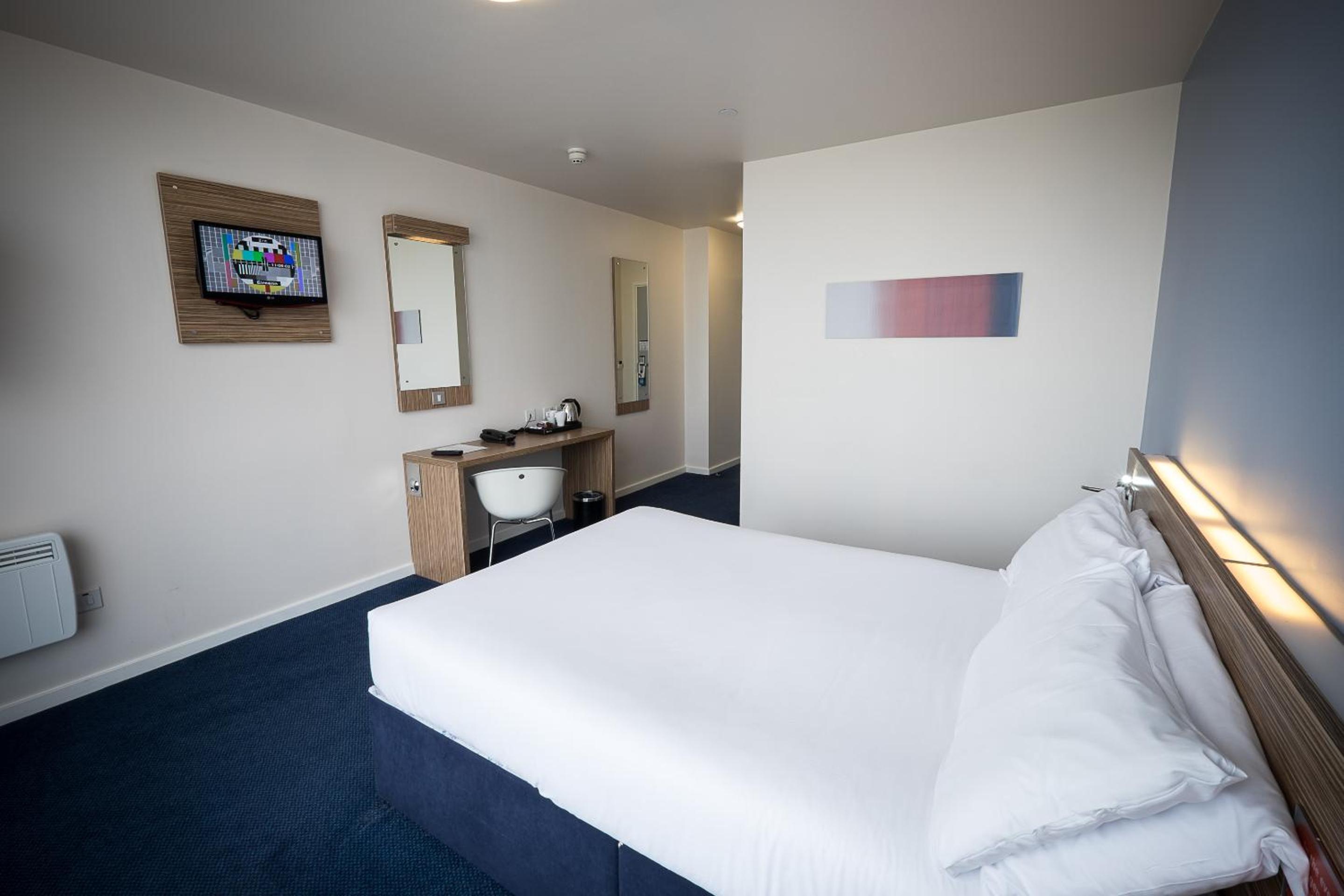 Double Room - Photo 4