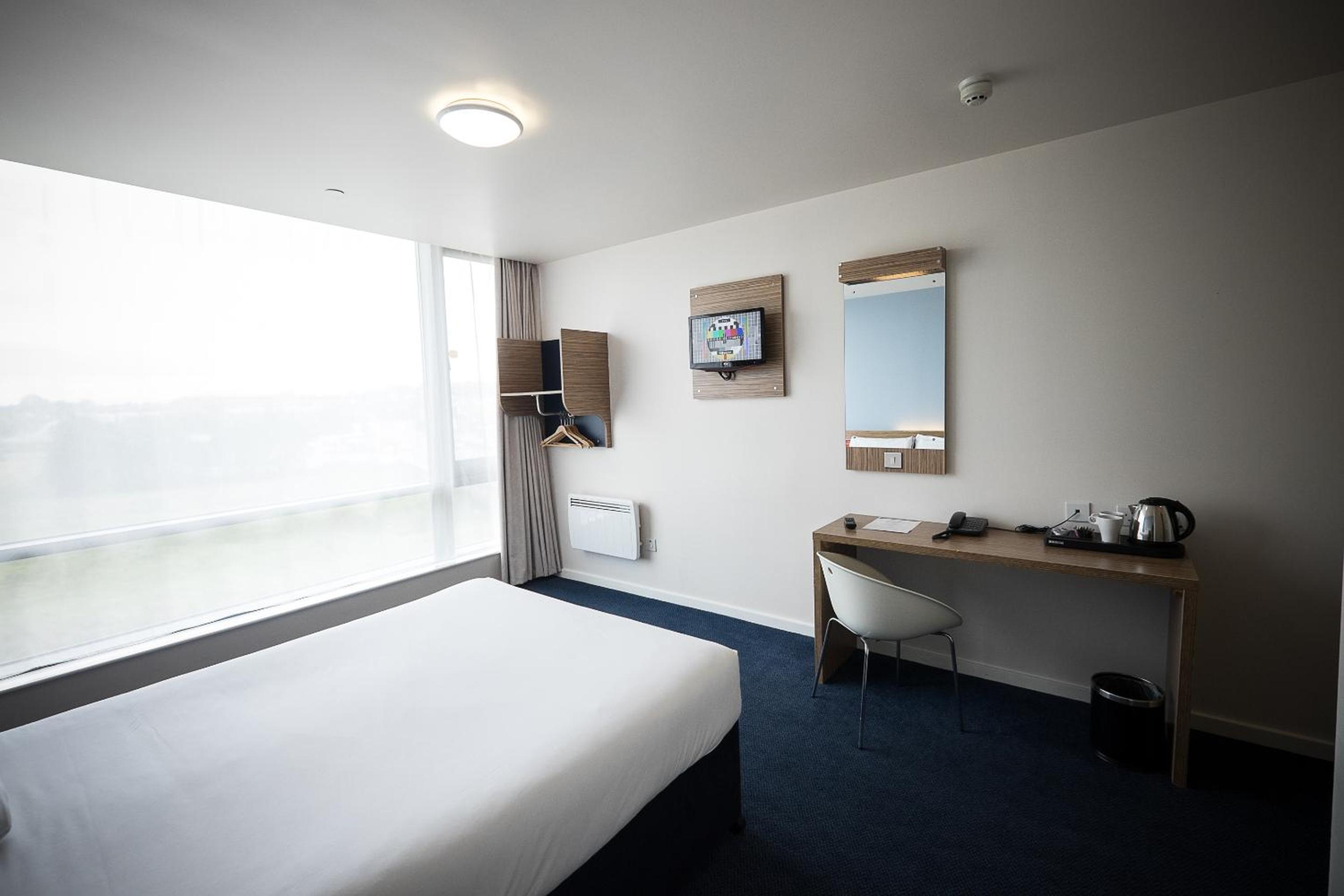 Double Room - Photo 3