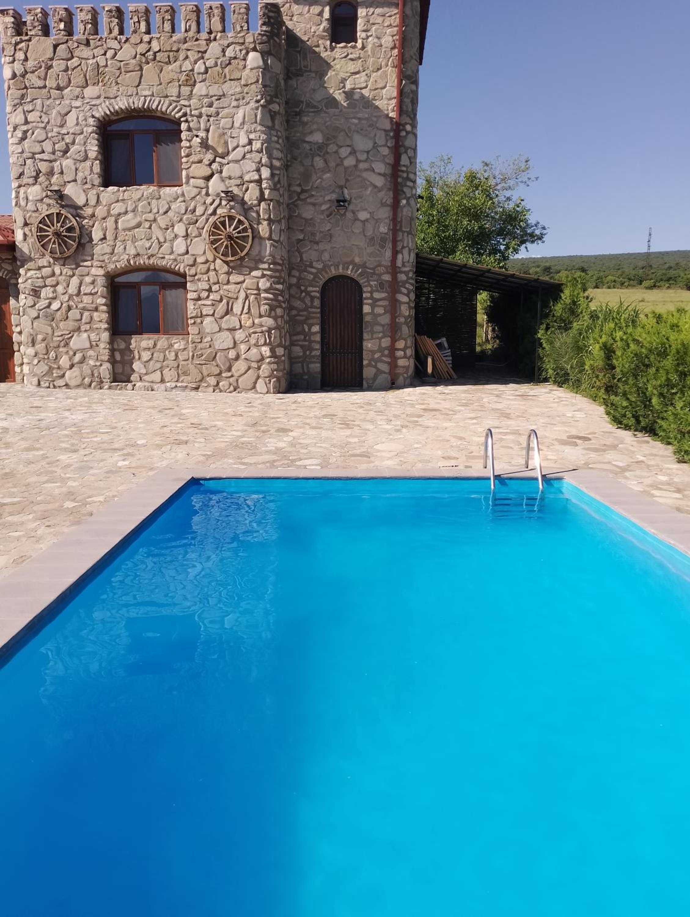 Double Room with Pool View - Photo 2