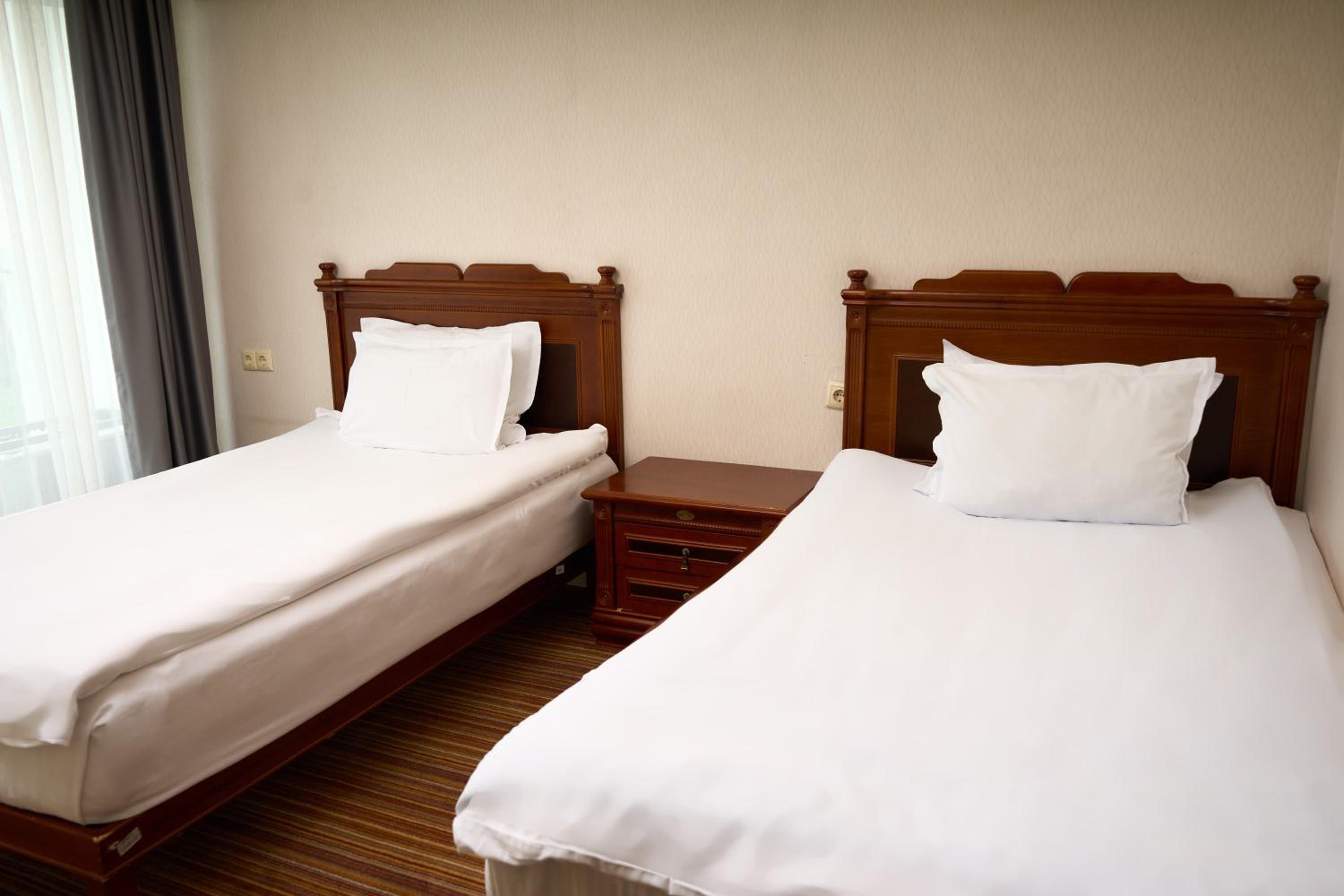 Superior Twin Room - Photo 1