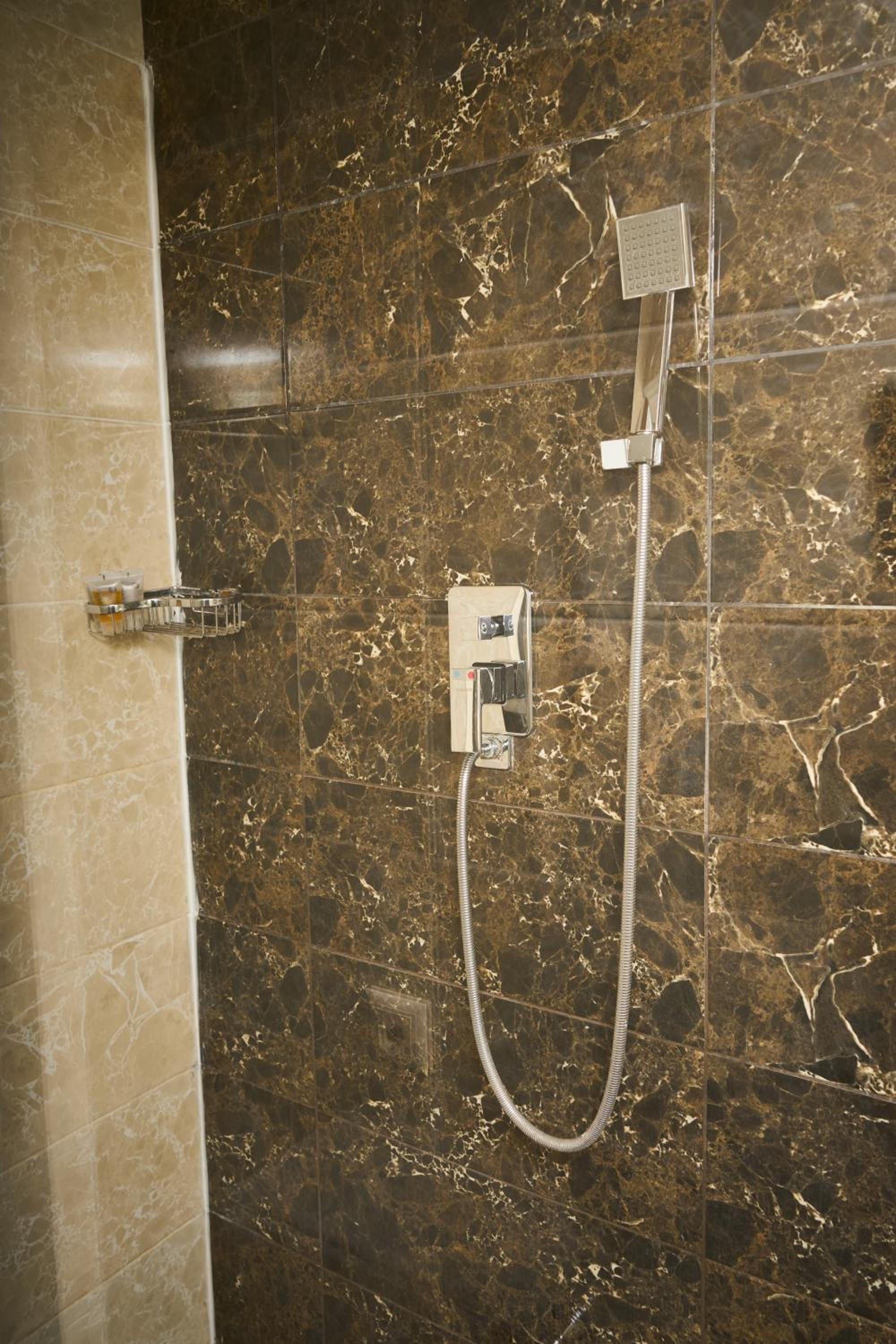 Superior Twin Room - Photo 9