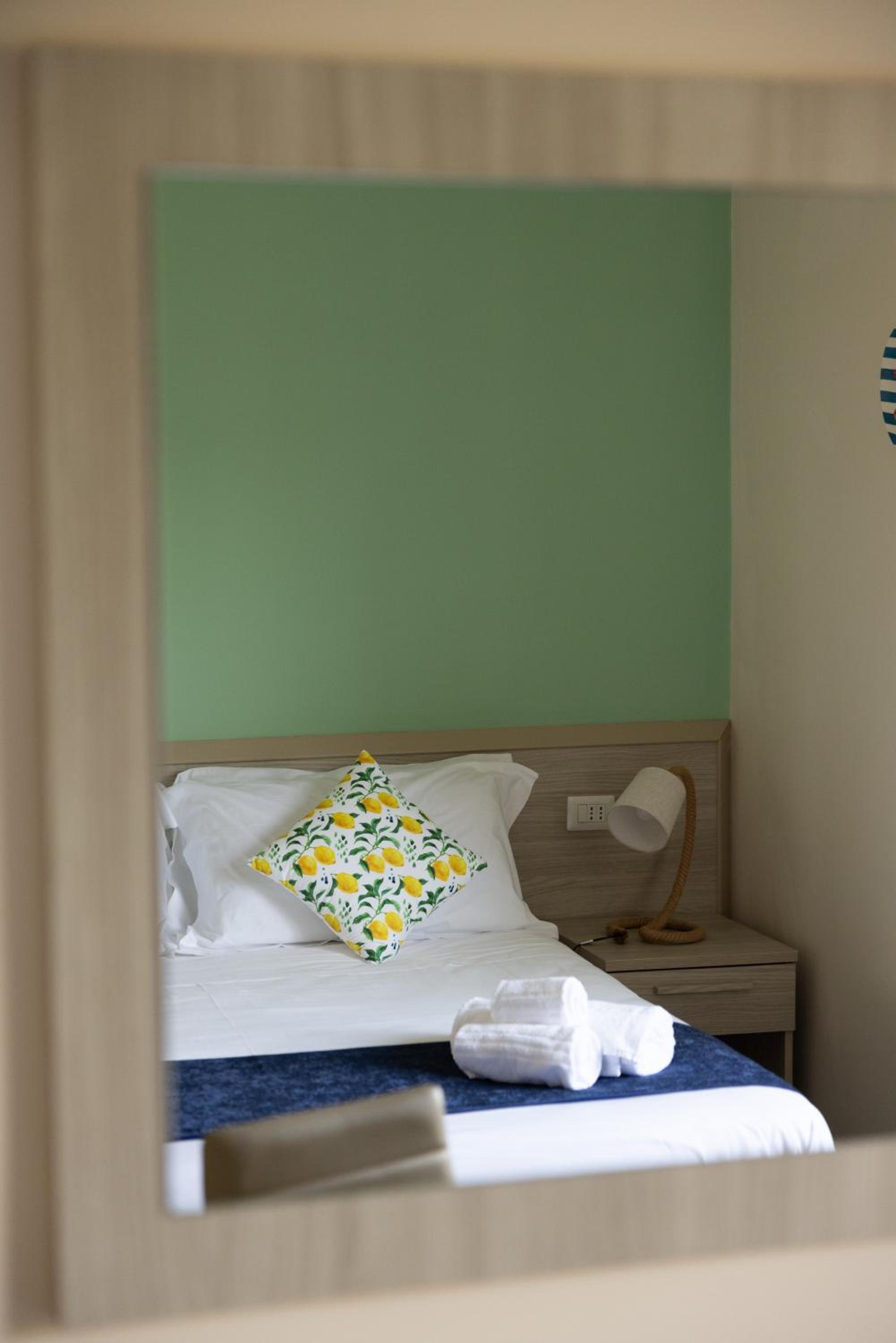 Double Room with Sea View photo 3