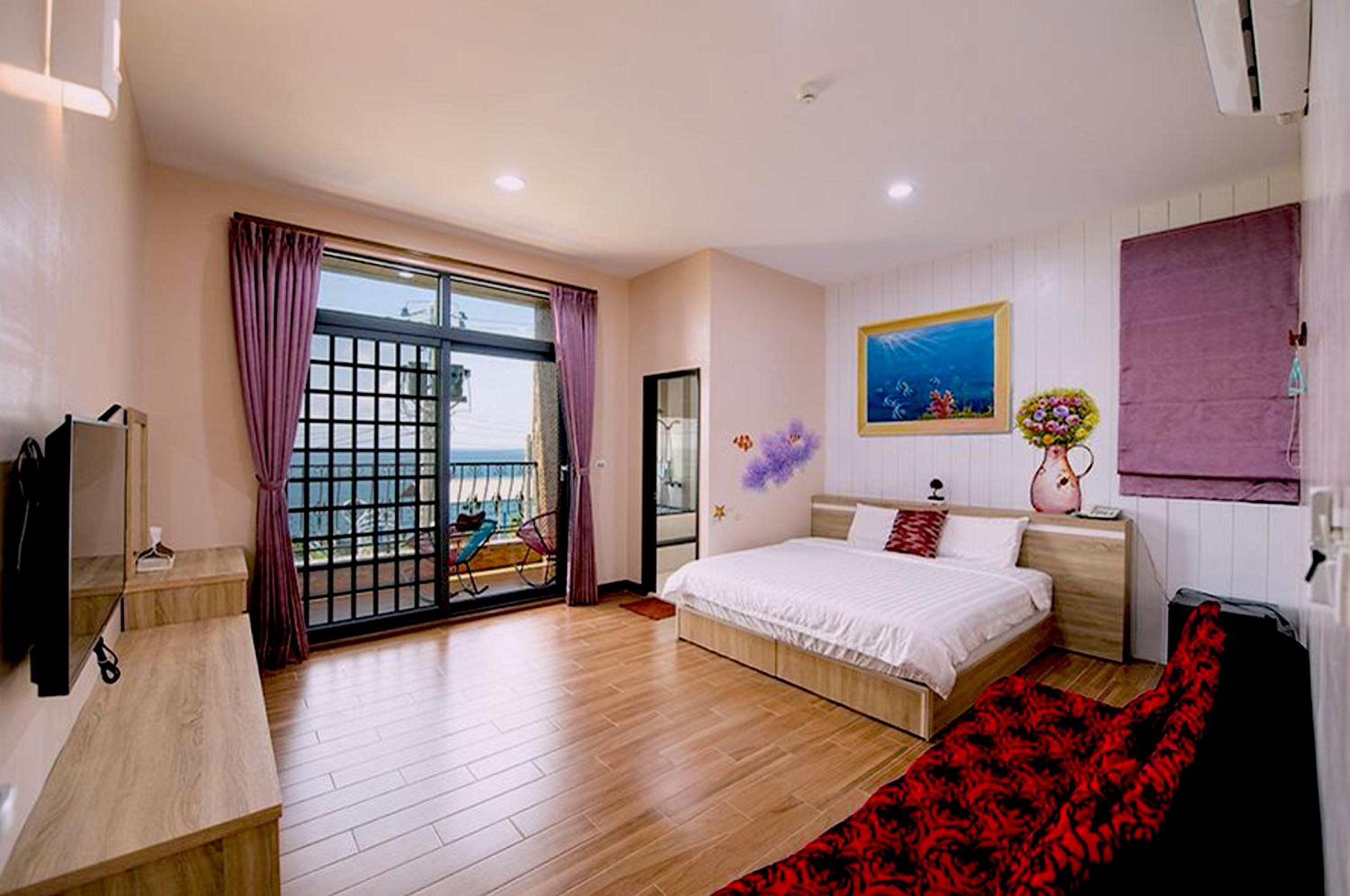 Deluxe Double Room with Balcony and Sea View photo 1