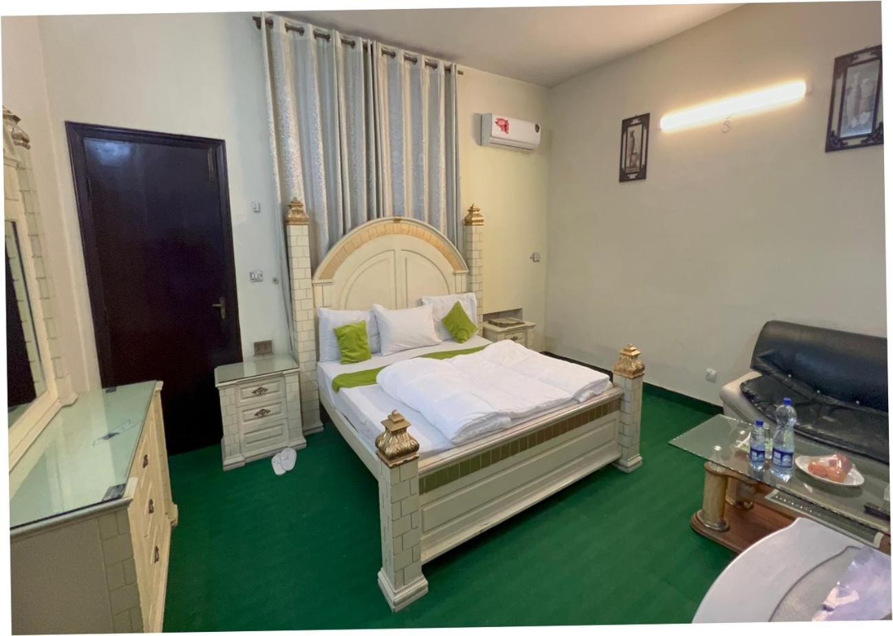 Superior King Room