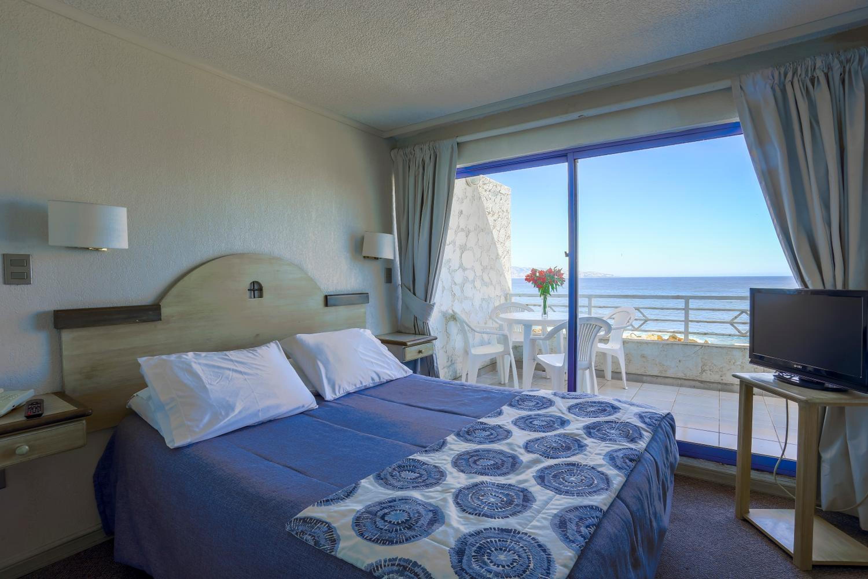 Two-Bedroom Apartment with Sea View photo 1
