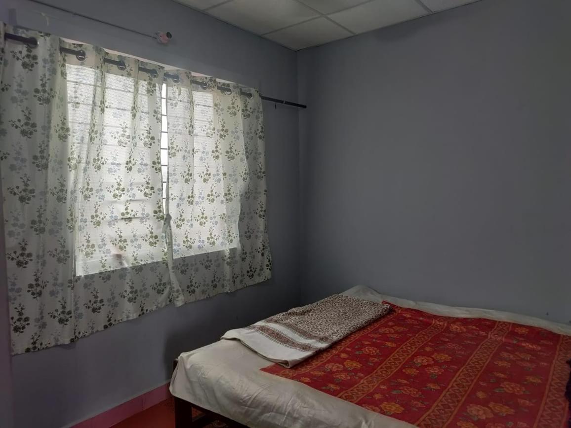 Two-Bedroom House photo 2