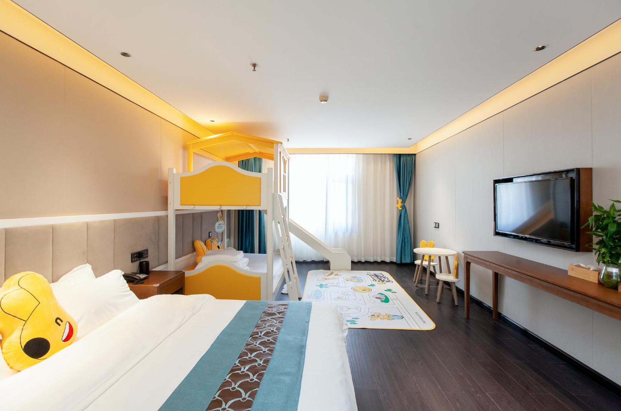 Comfort Quadruple Room