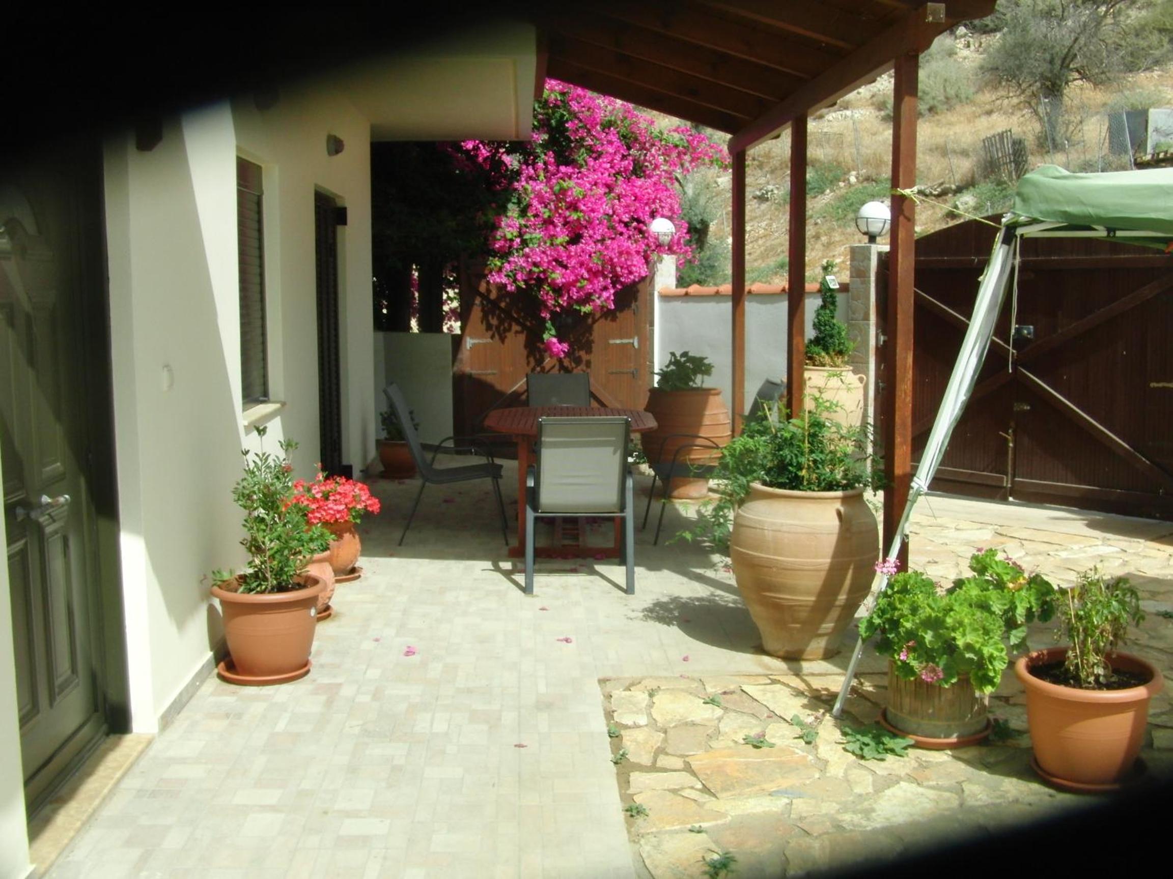 Apartment - Ground Floor photo 2
