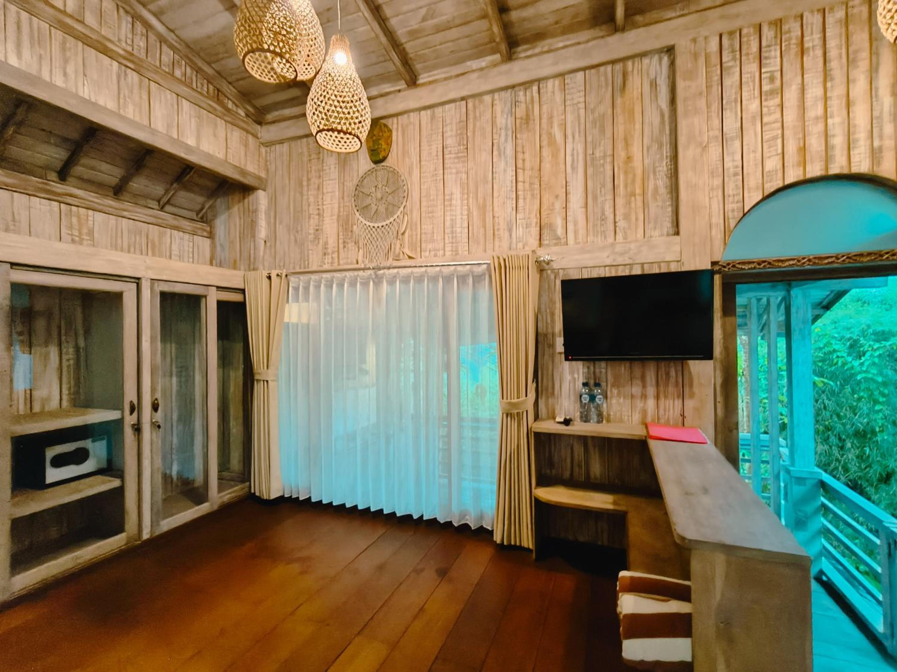 One-Bedroom Deluxe Villa With Jungle View