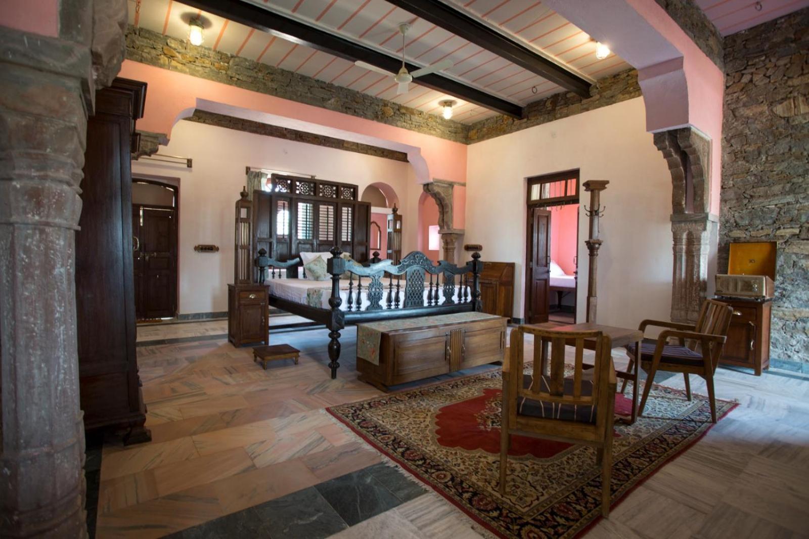 Deluxe Suite