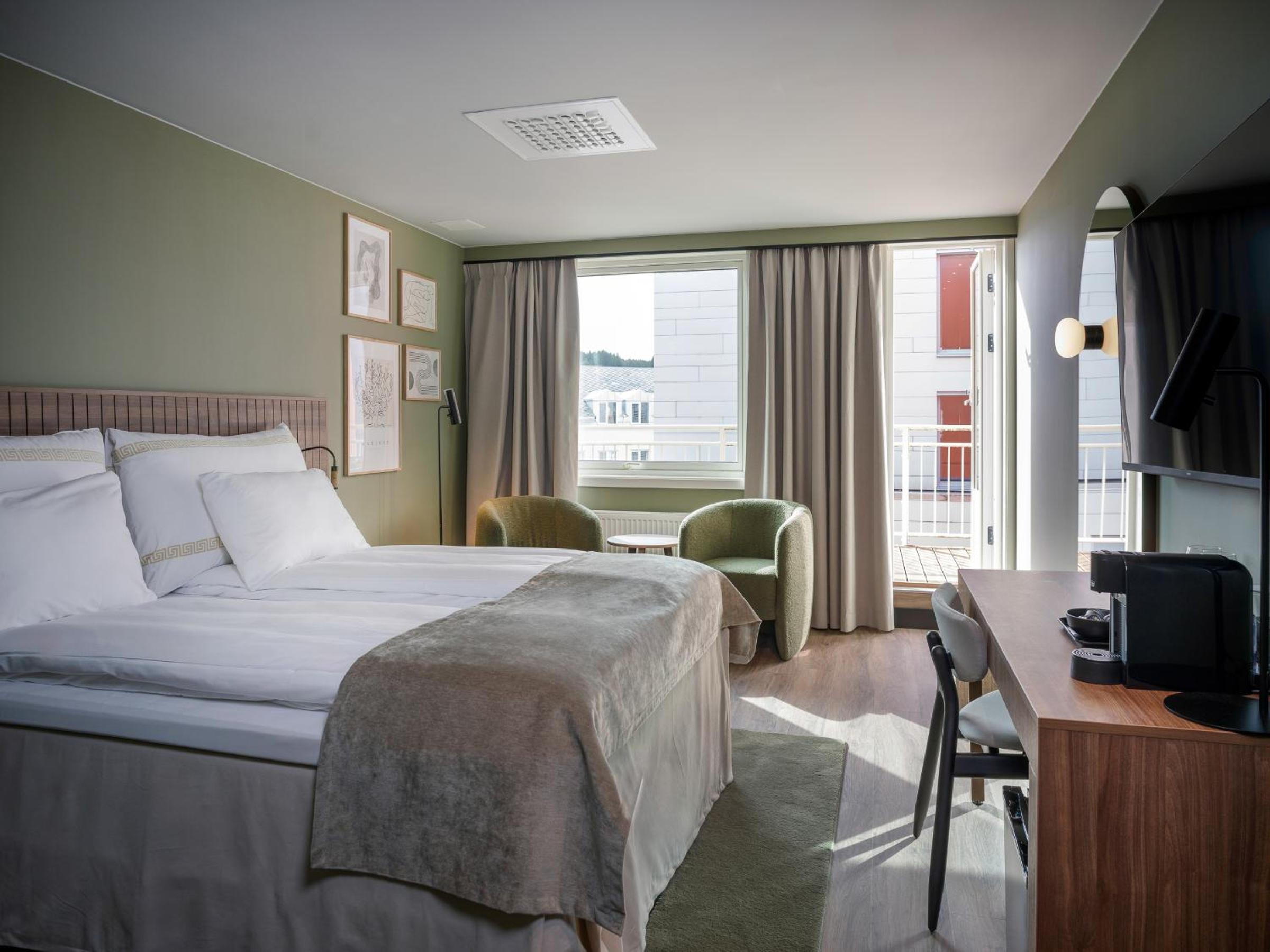 Deluxe Double Room - Photo 5