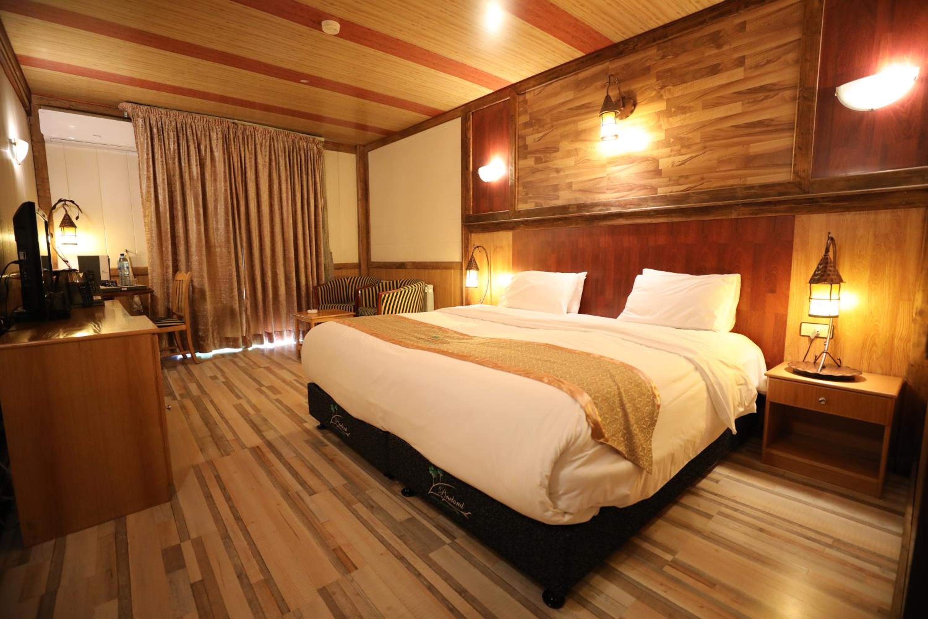 Standard Room photo 2