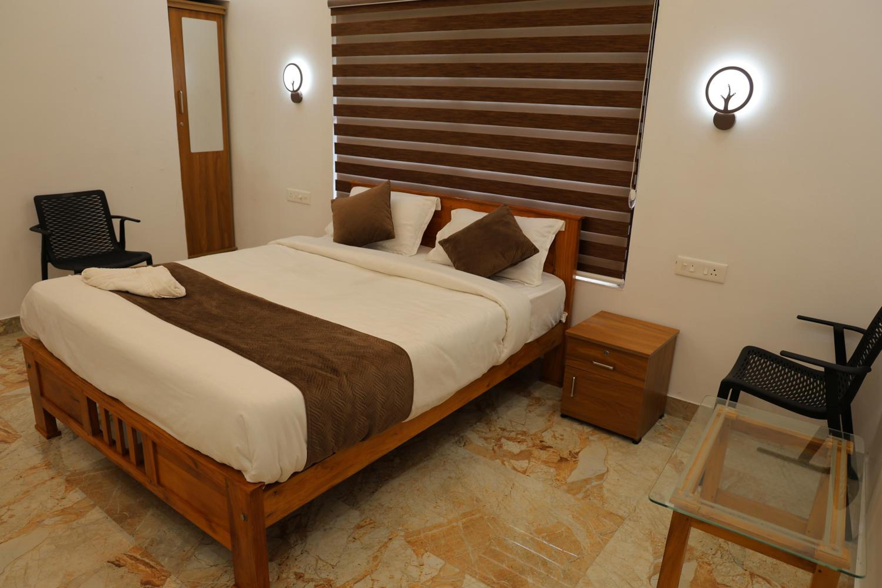 Double Room with Private Bathroom photo 1