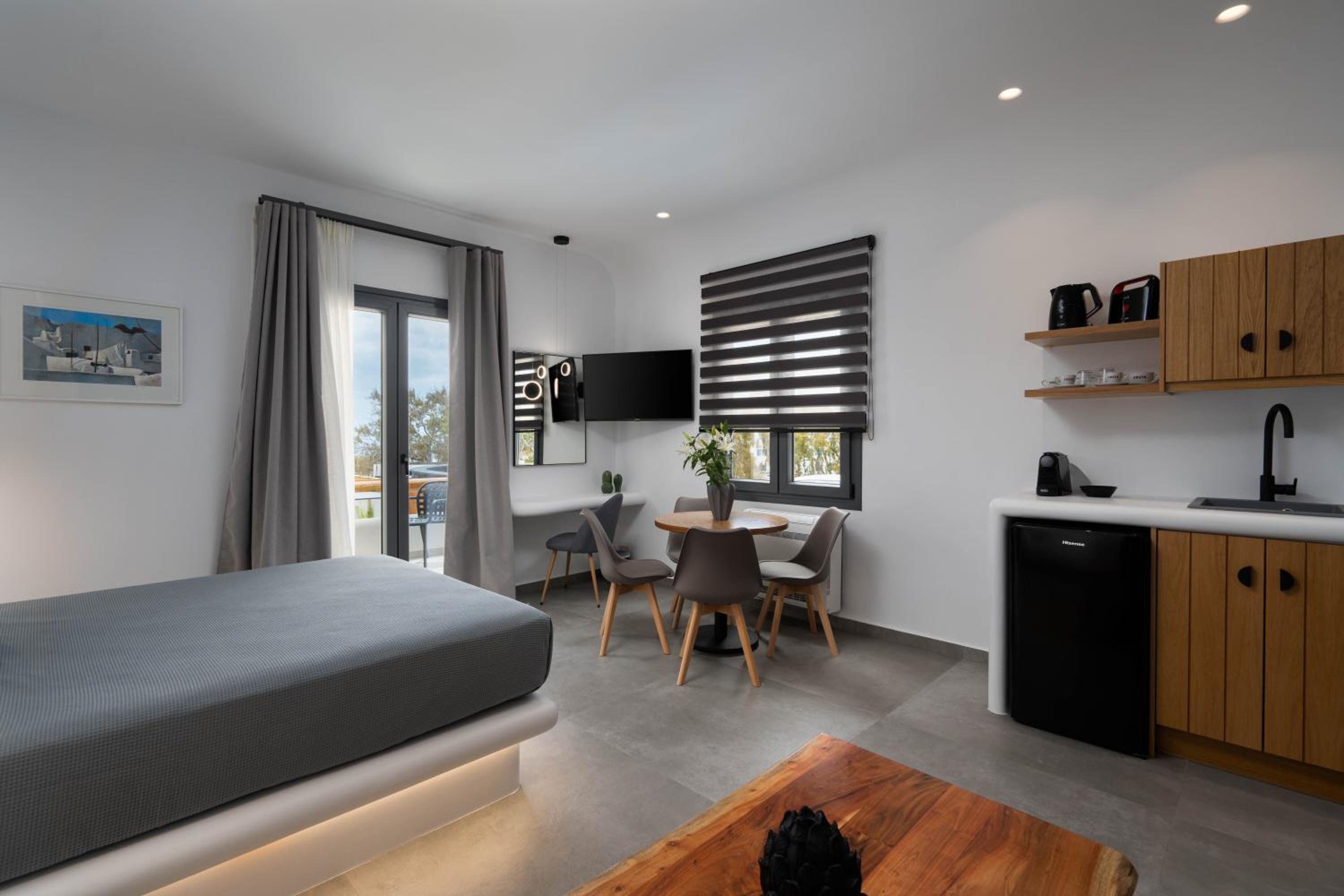 Junior Suite with Balcony