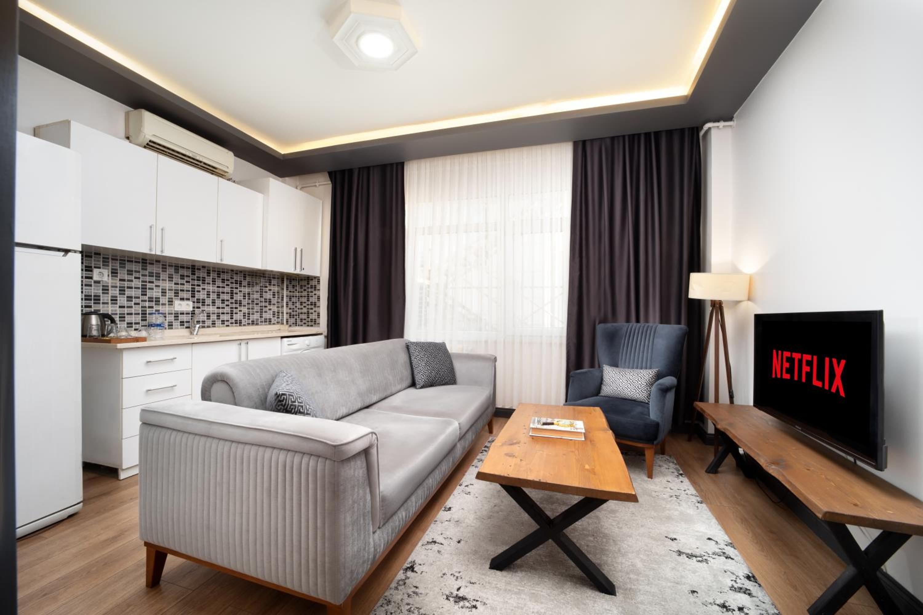 Executive Suite photo 3