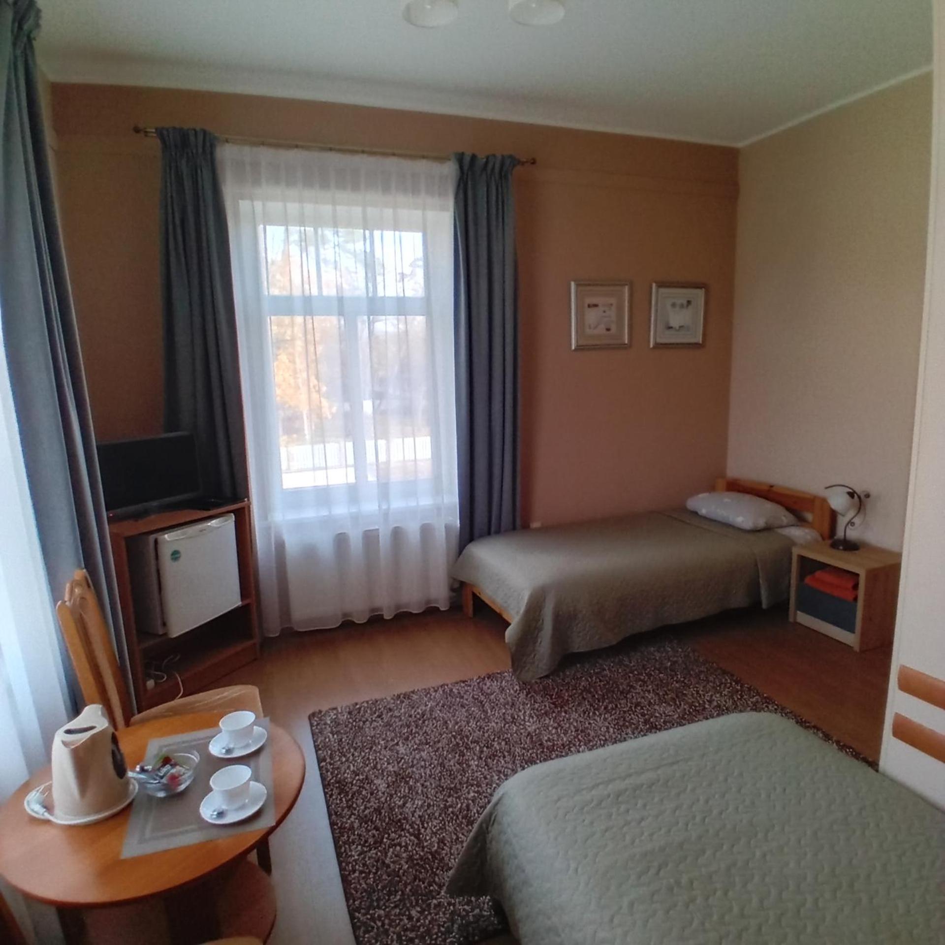 Standard Twin Room photo 2