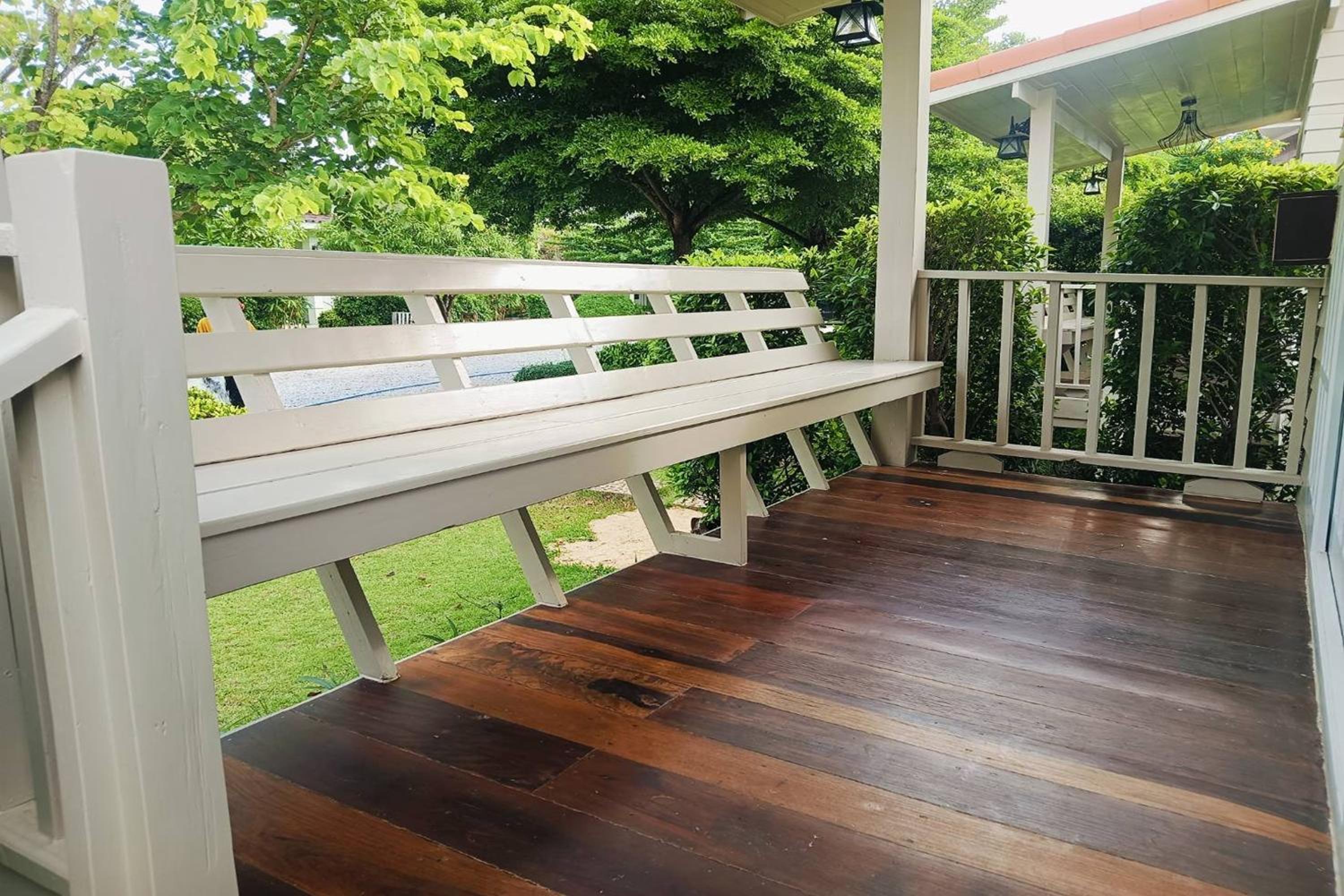 Bungalow - Photo 2