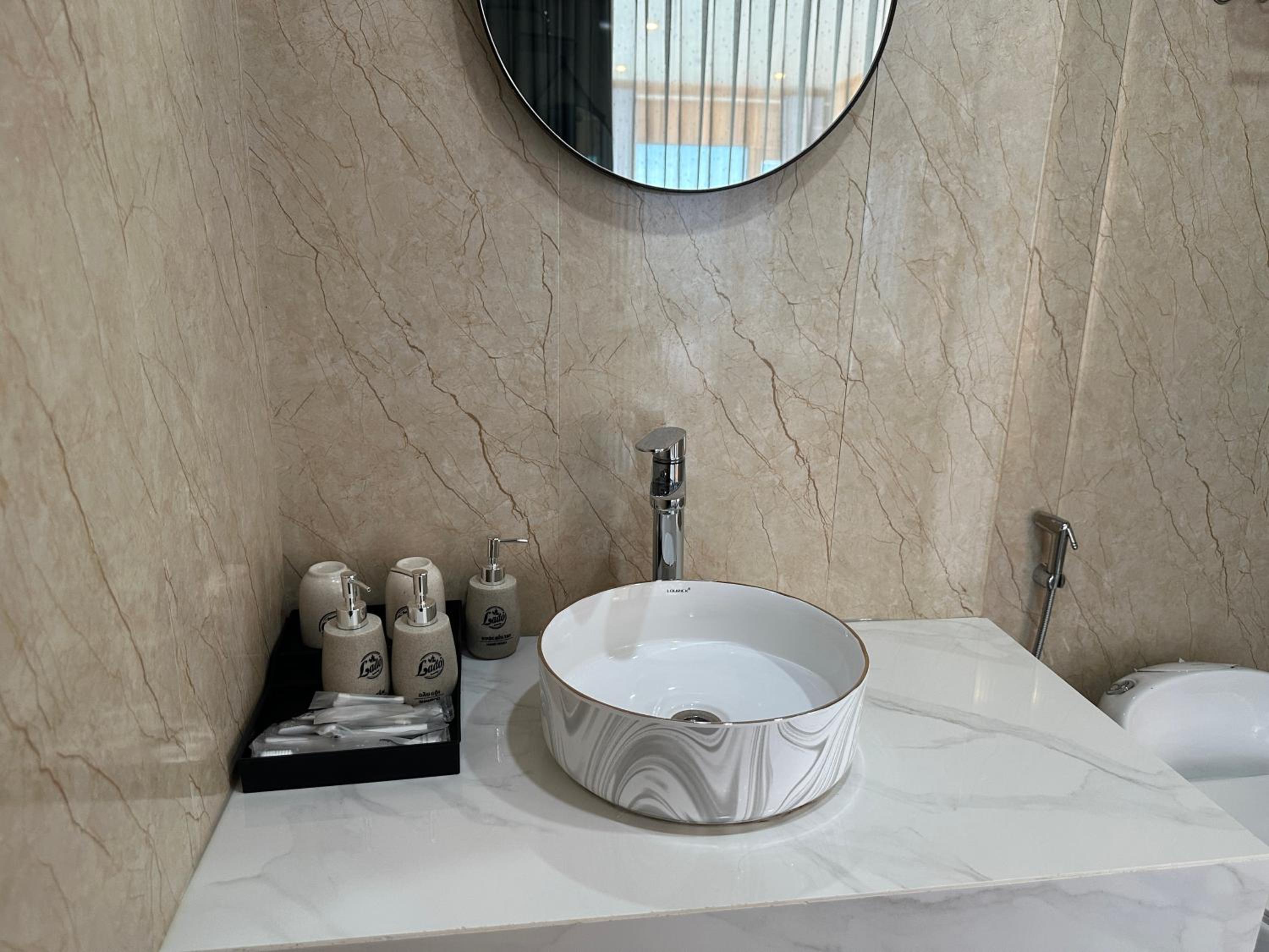 Deluxe Double Room with Bath photo 3