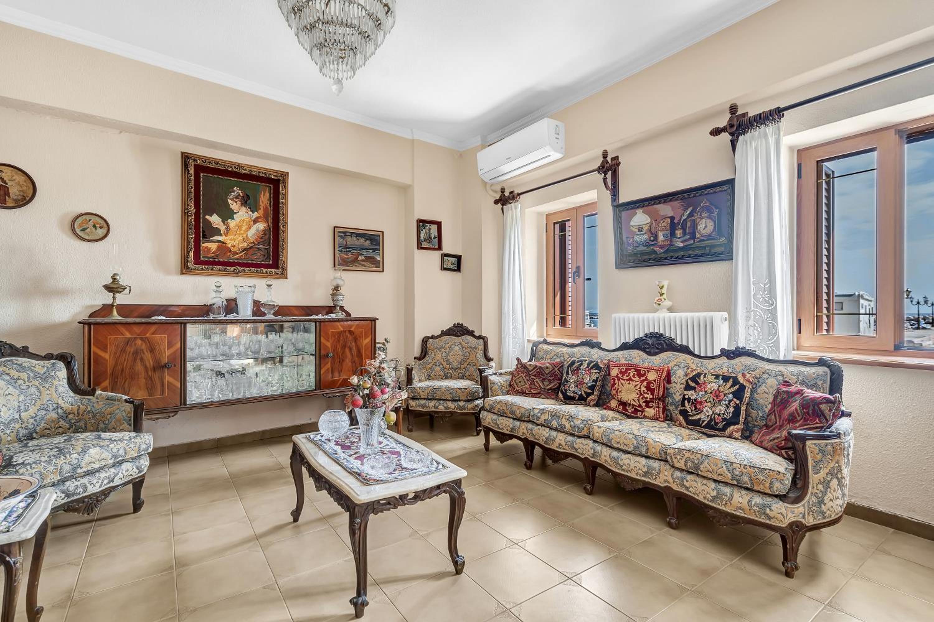 Four-Bedroom Deluxe Home - Oceanfront photo 1