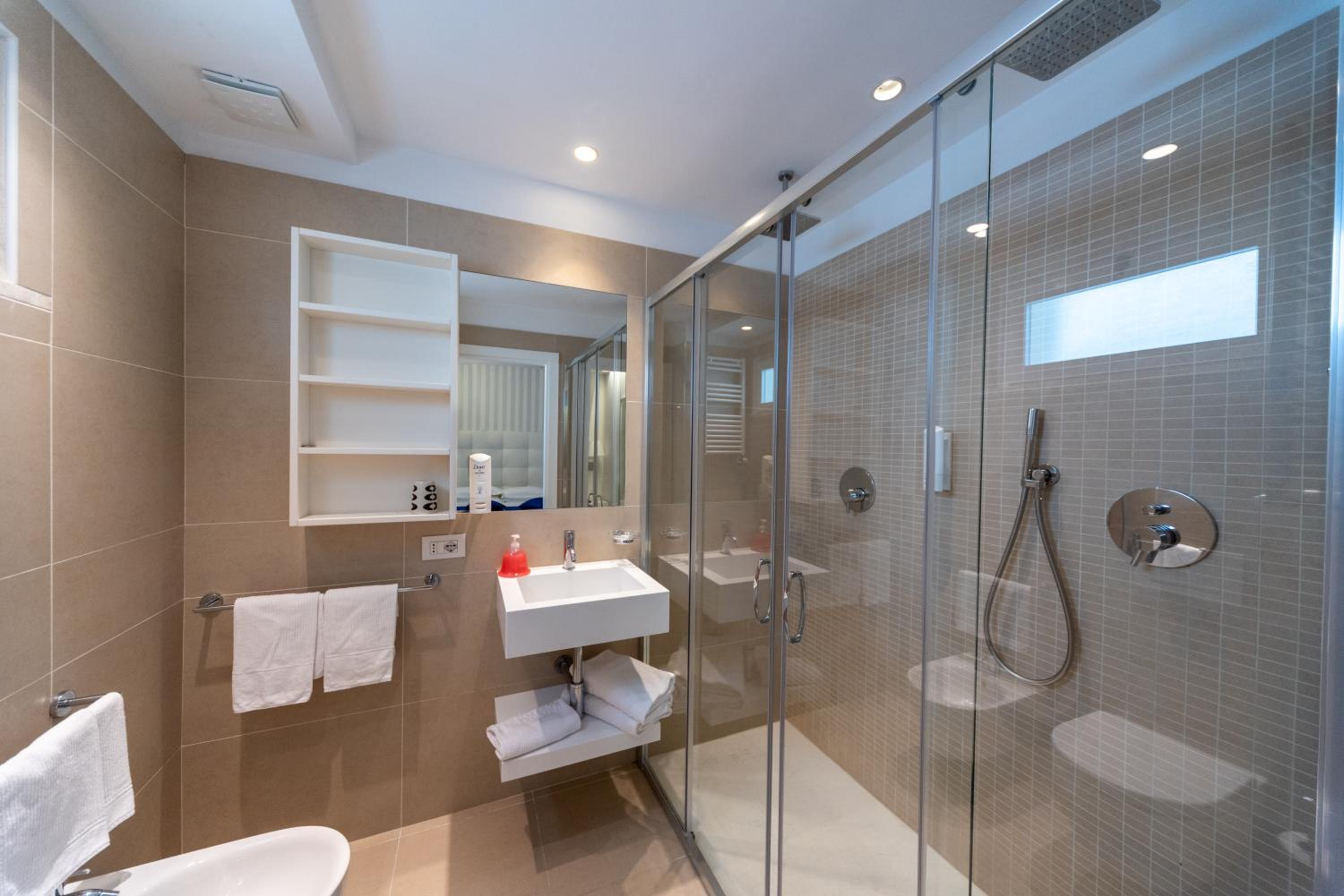 Superior Double Room - Photo 2