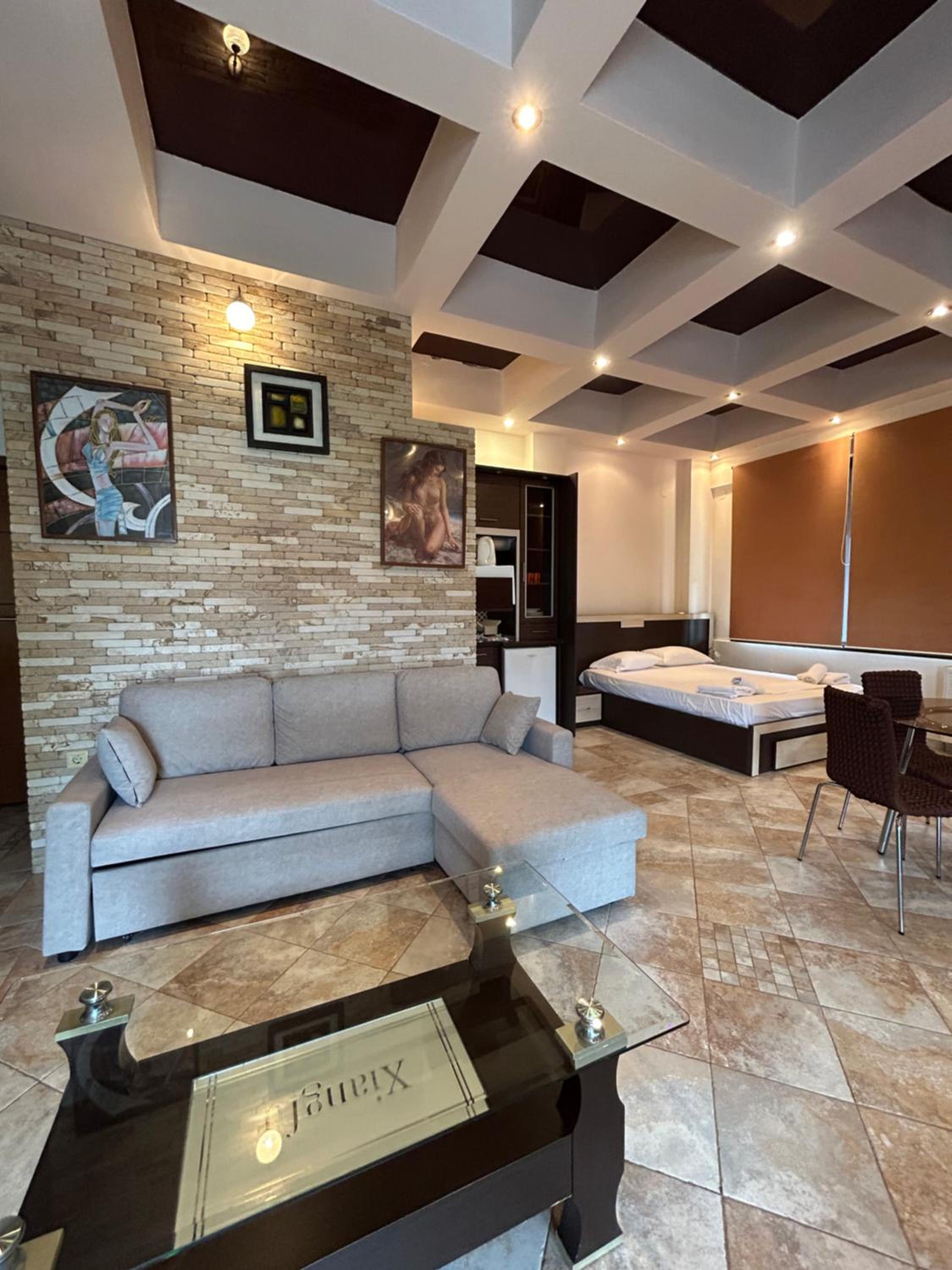 Deluxe Suite photo 1