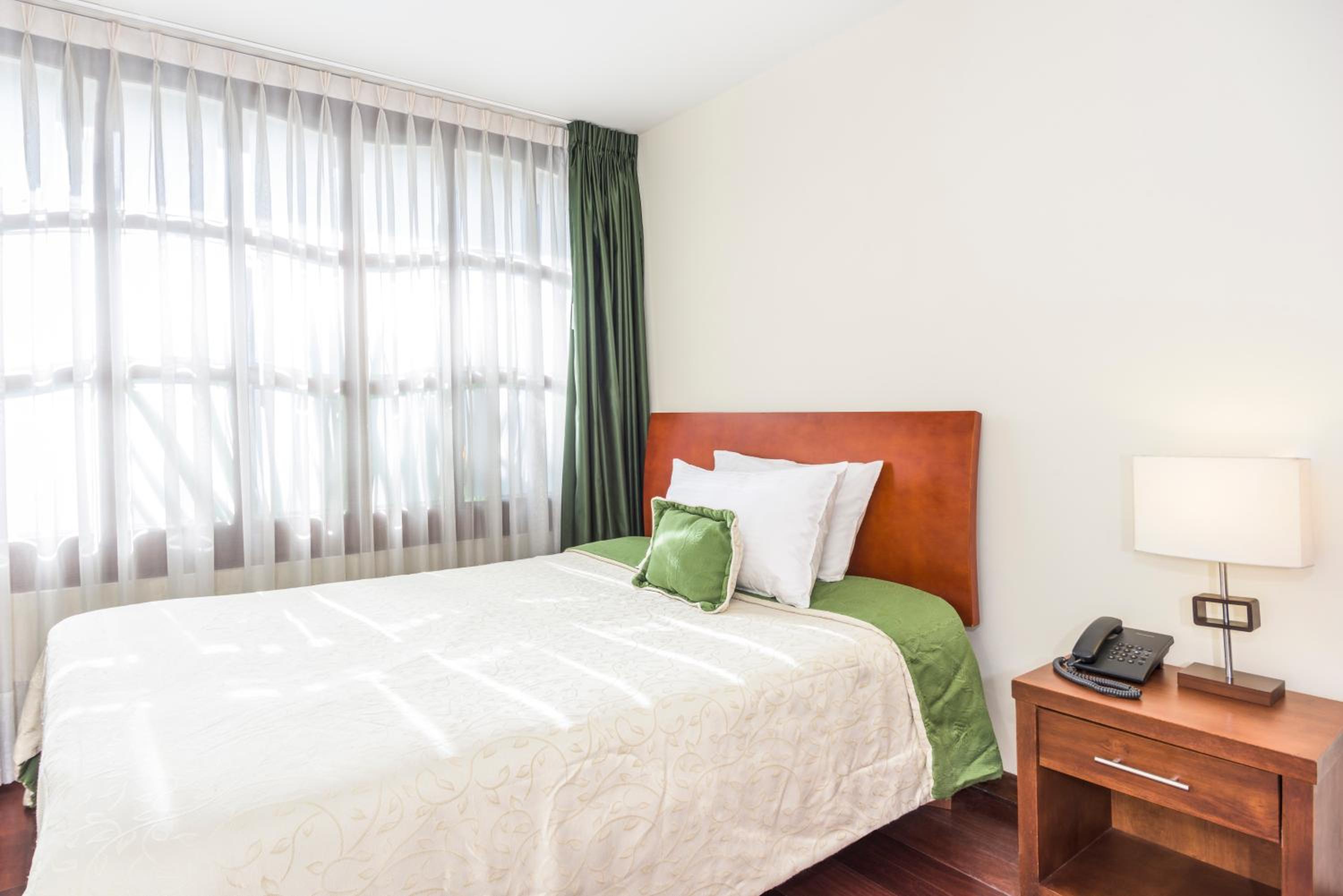 Double Room - Photo 3
