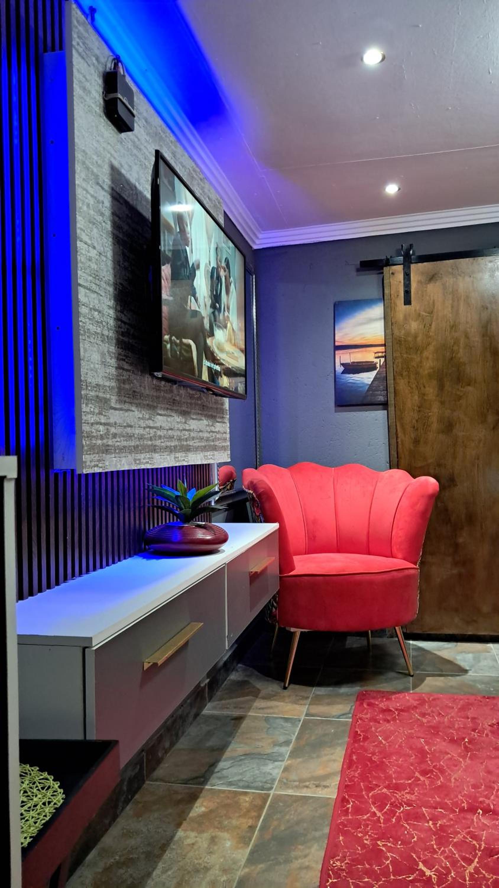 Executive Suite photo 2