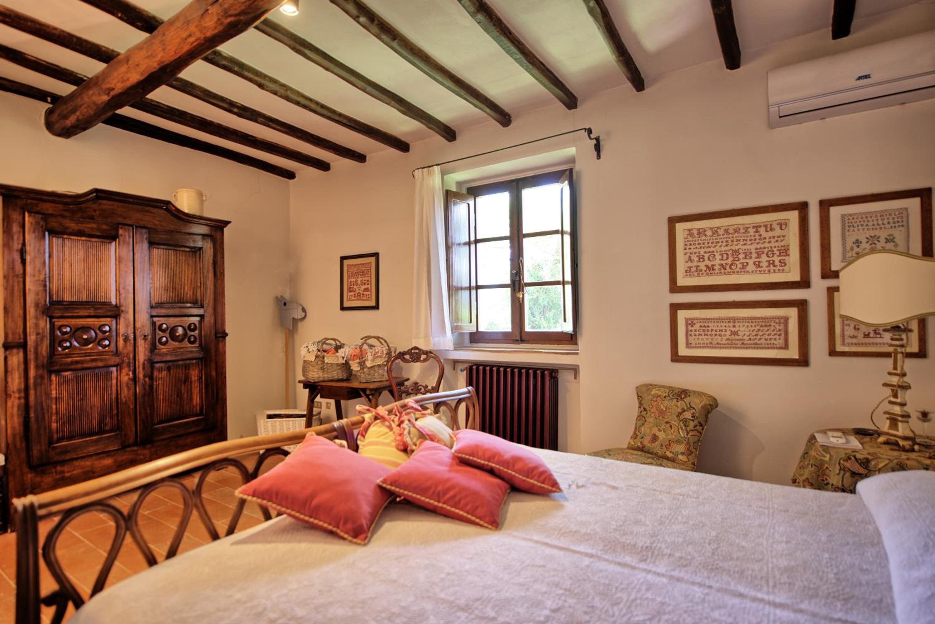 Villa photo 1