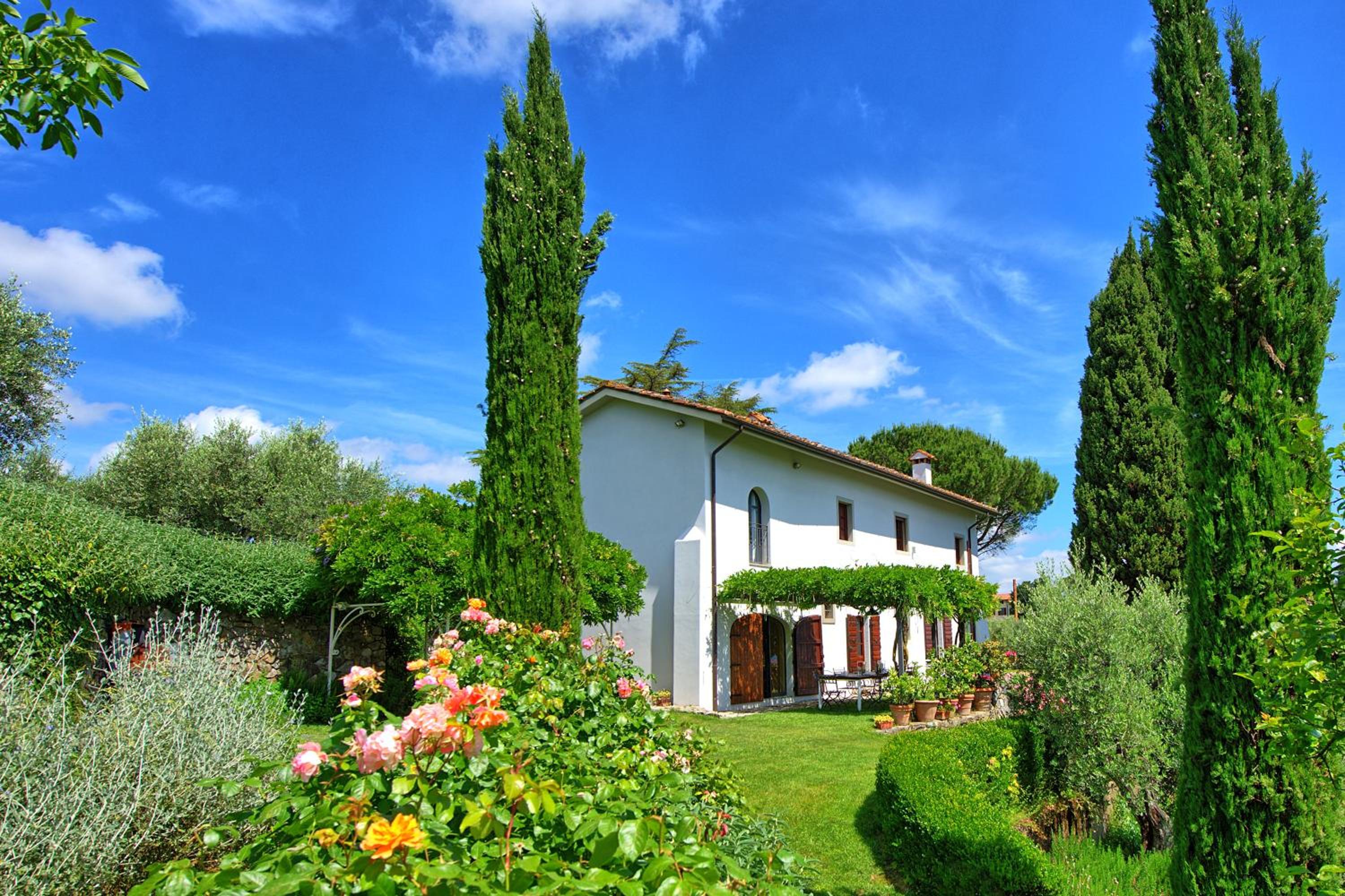 Villa photo 3