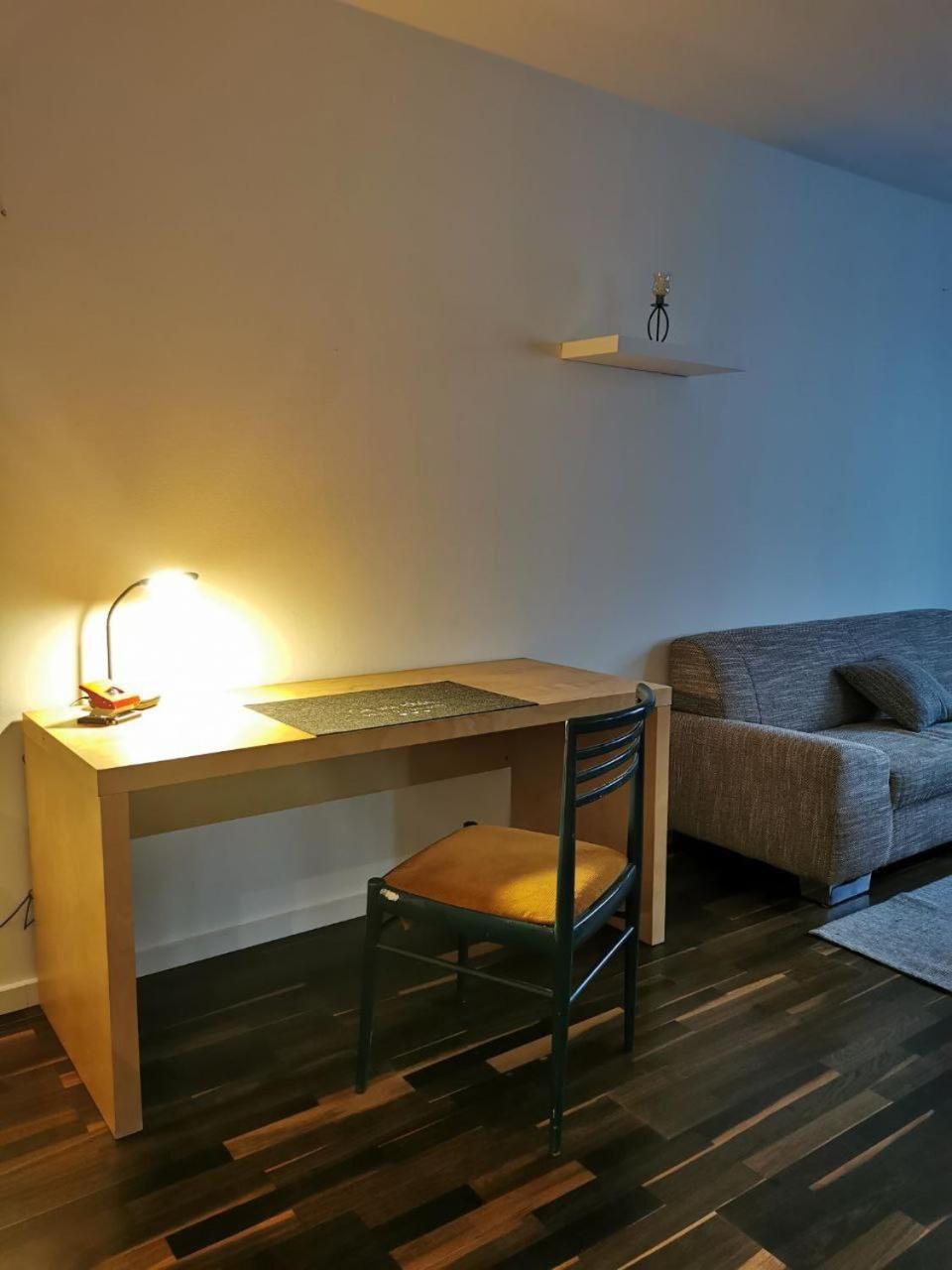 One-Bedroom Apartment photo 1