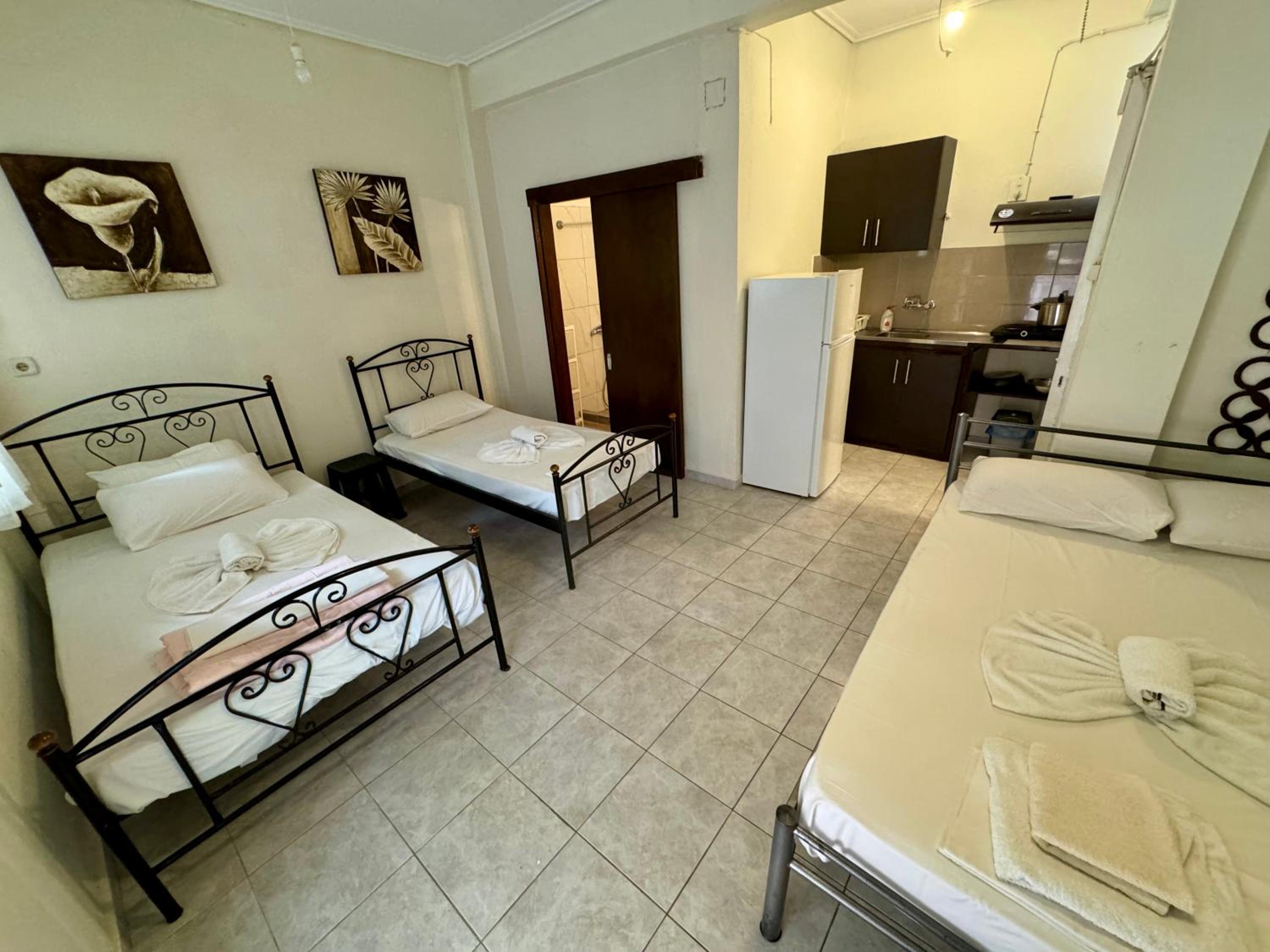 One-Bedroom Apartment with Balcony and Sea View photo 1