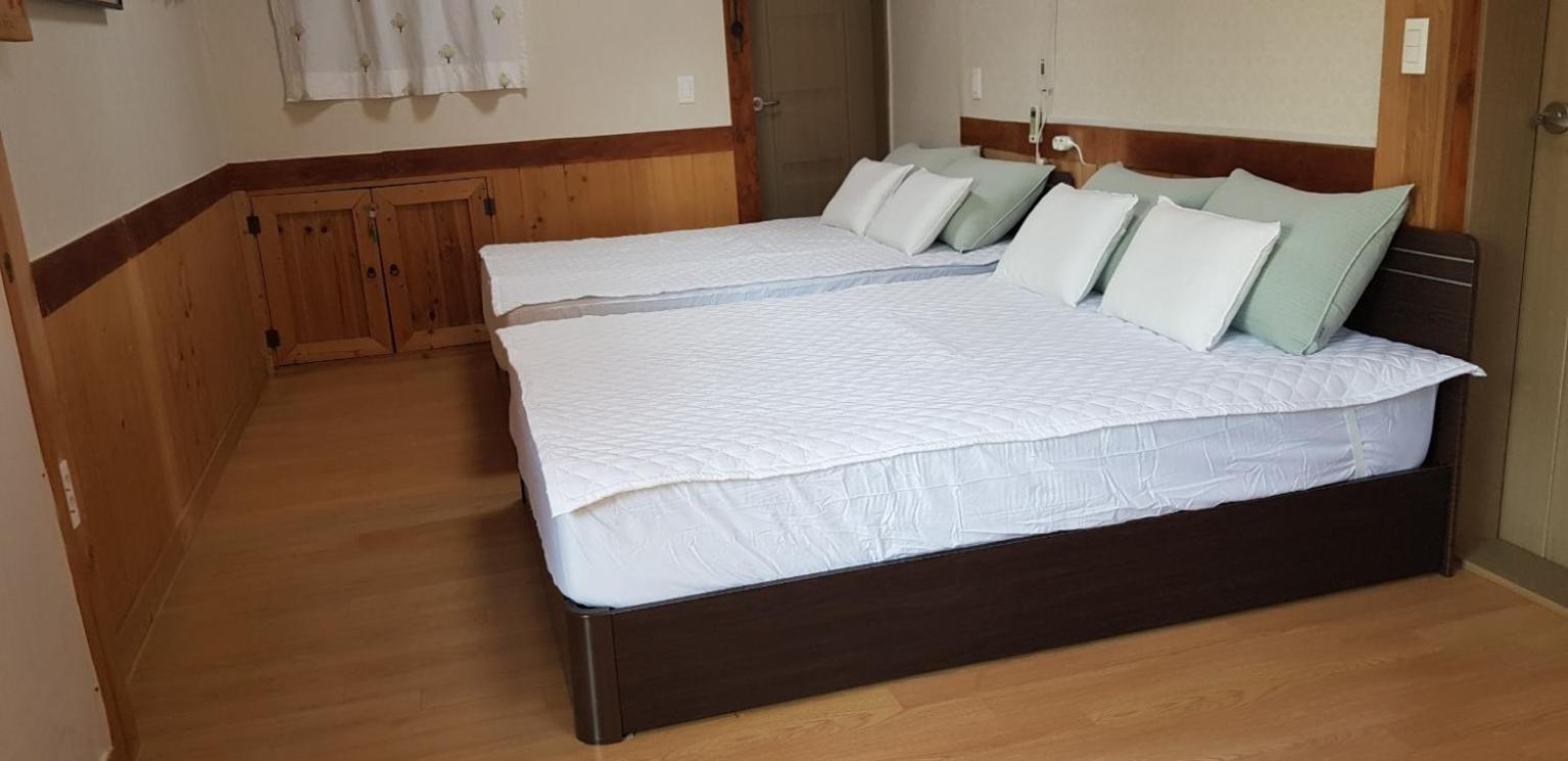 Suite with Garden View - Photo 11