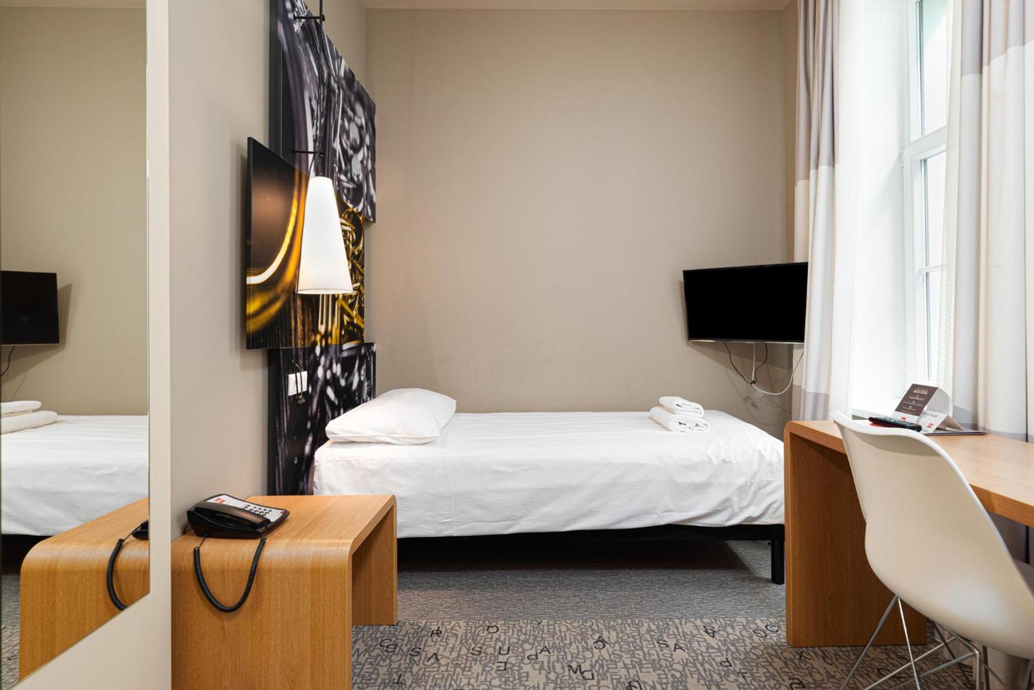 Standard Single Room photo 2