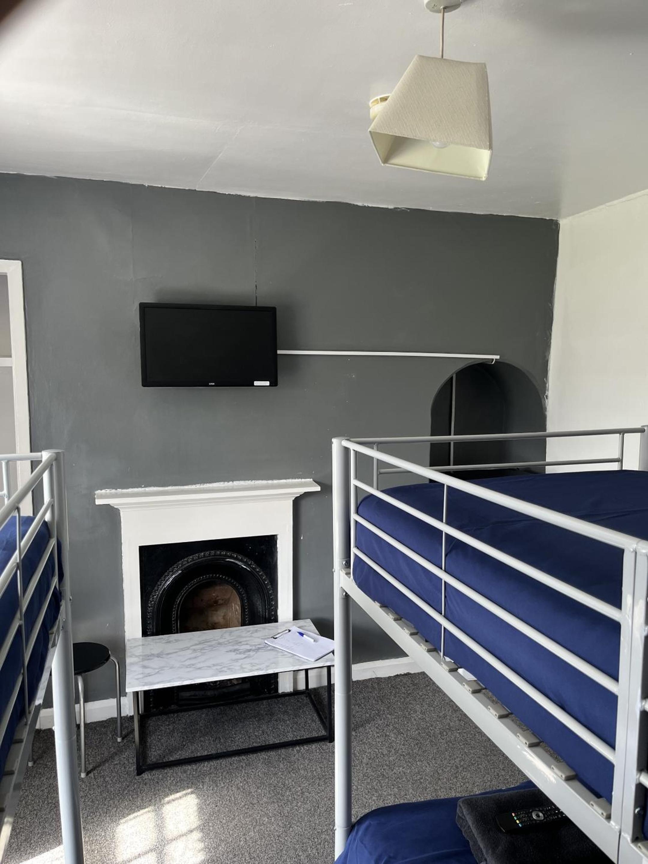 Single Bed In Dormitory photo 3