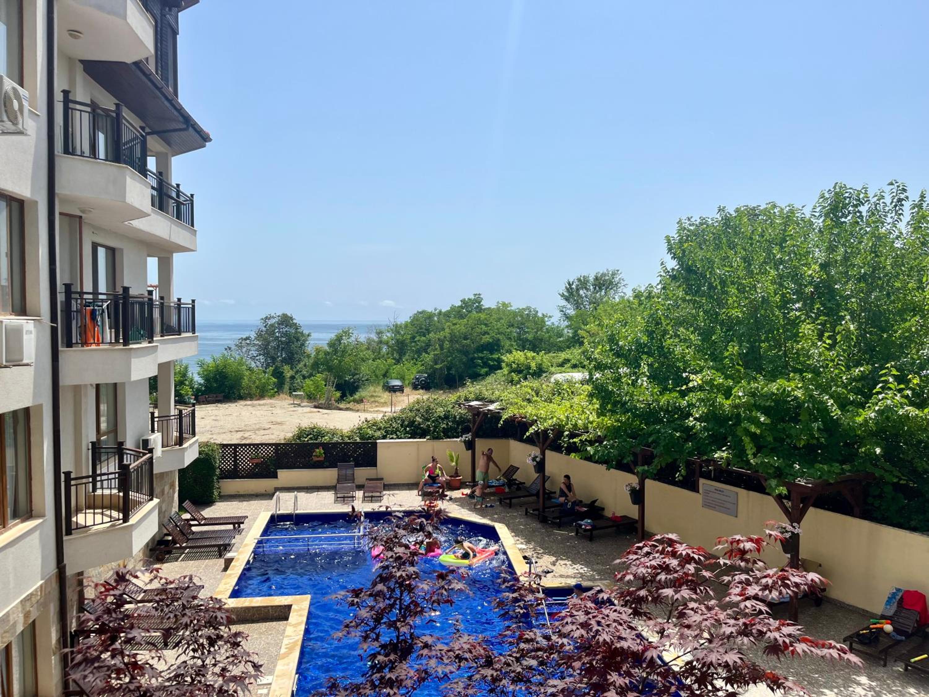 Apartment with Pool View photo 2