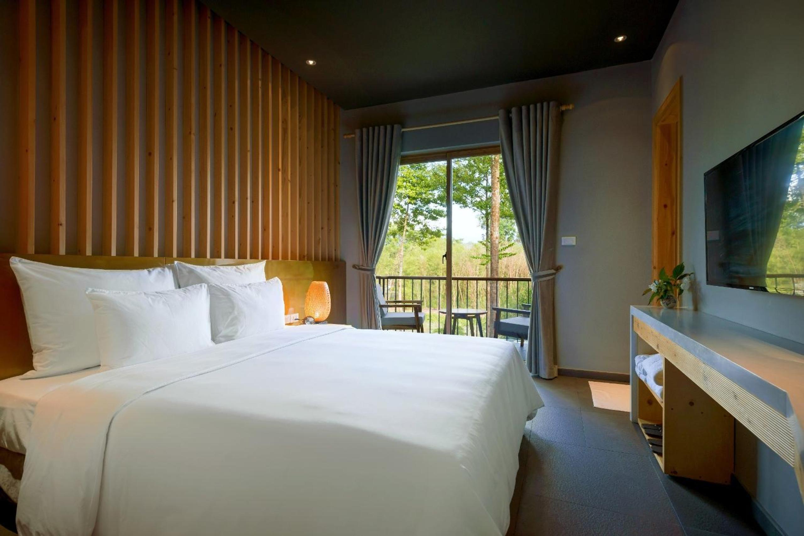Deluxe Double Room - Daily Reflexology Treatment and Onsen