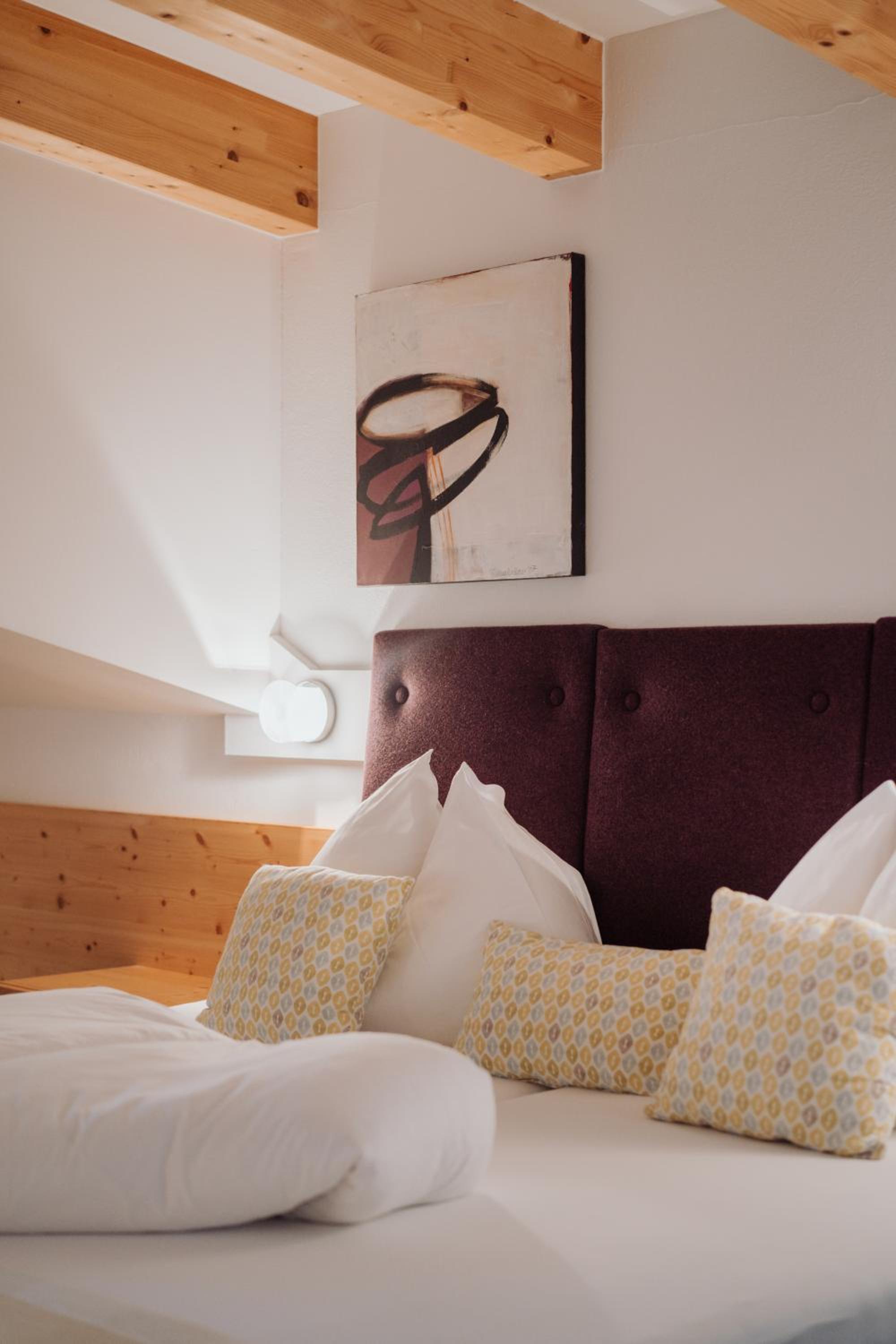 Deluxe Suite - Photo 3