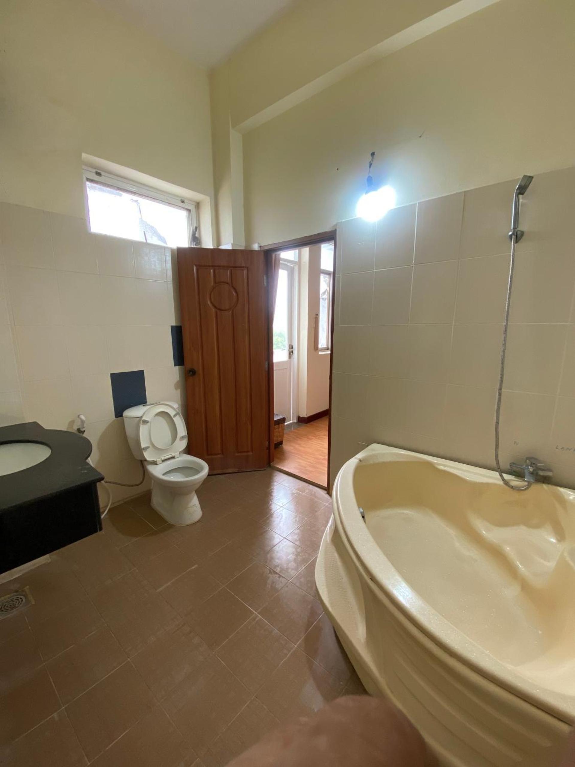 Double Room - Photo 10