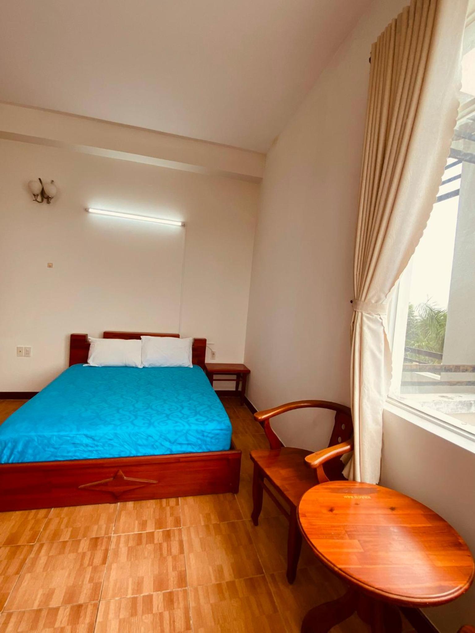 Double Room - Photo 7