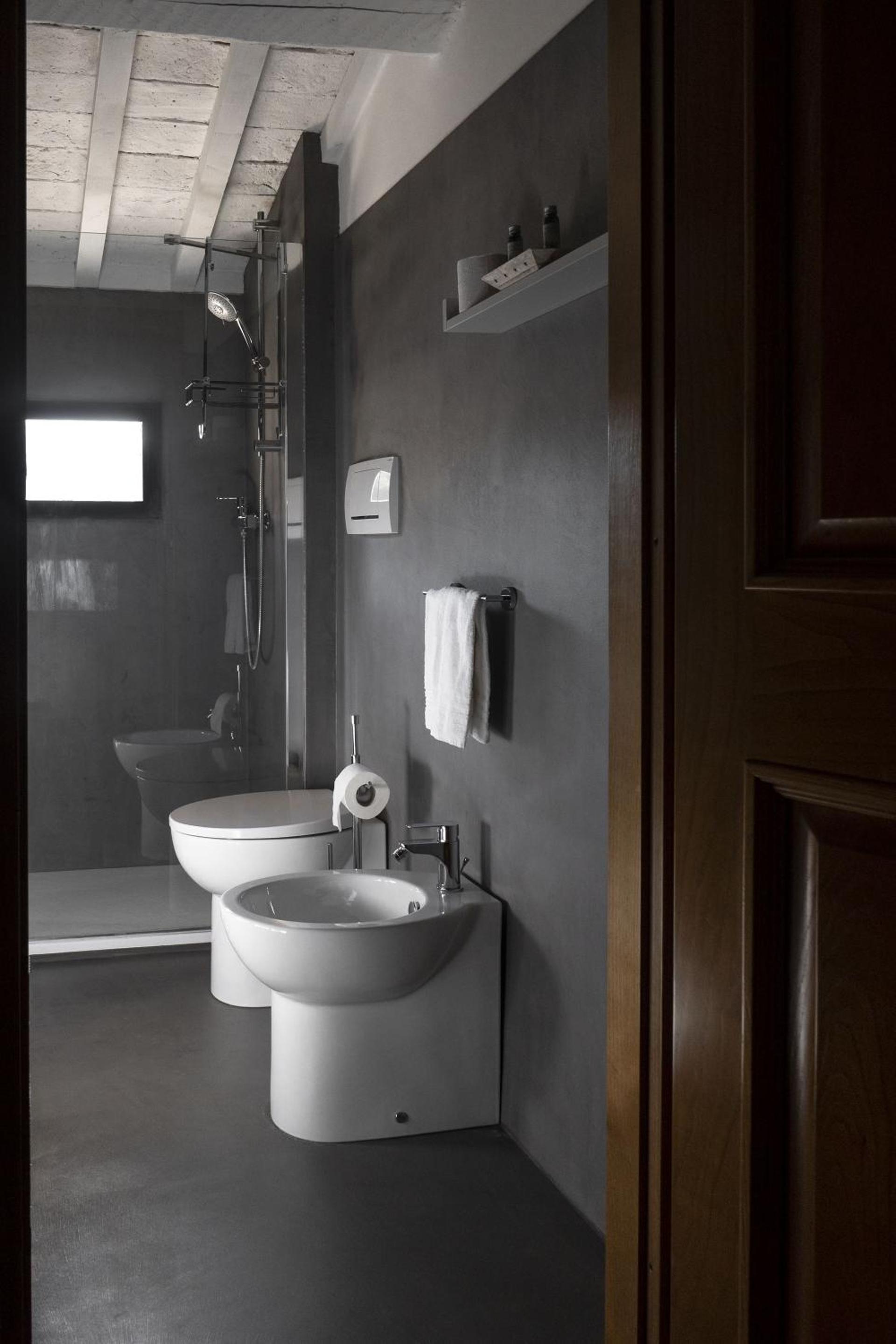 Suite Apartment - Photo 13